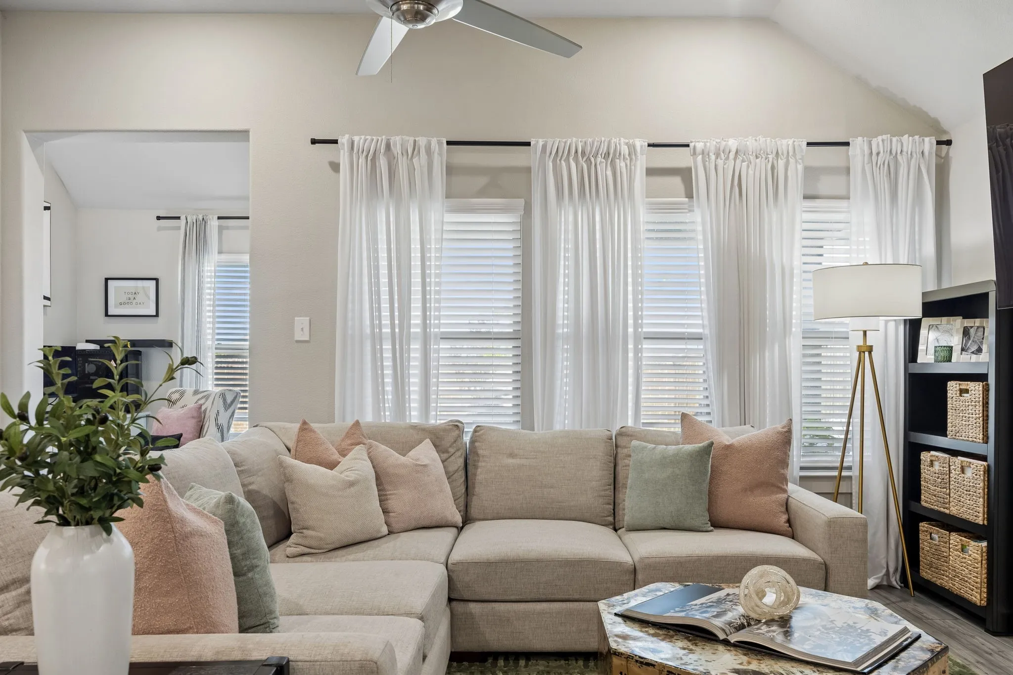 Single Family Residence For Sale in Collin County , 1505 Wayback Drive, Celina, Texas 75009, 4 Bedroom, 2 Bathroom, 2 Garage spaces, 1,878 Sqft, built in 2022, mls#21341806, Real Estate Agent in Celina, Homes For Sale in Collin county, Homes For Sale in Celina, Realtor in Celina Texas, Real Estate Brokerage Independent Realty Texas, Luminita Cordes Realtor