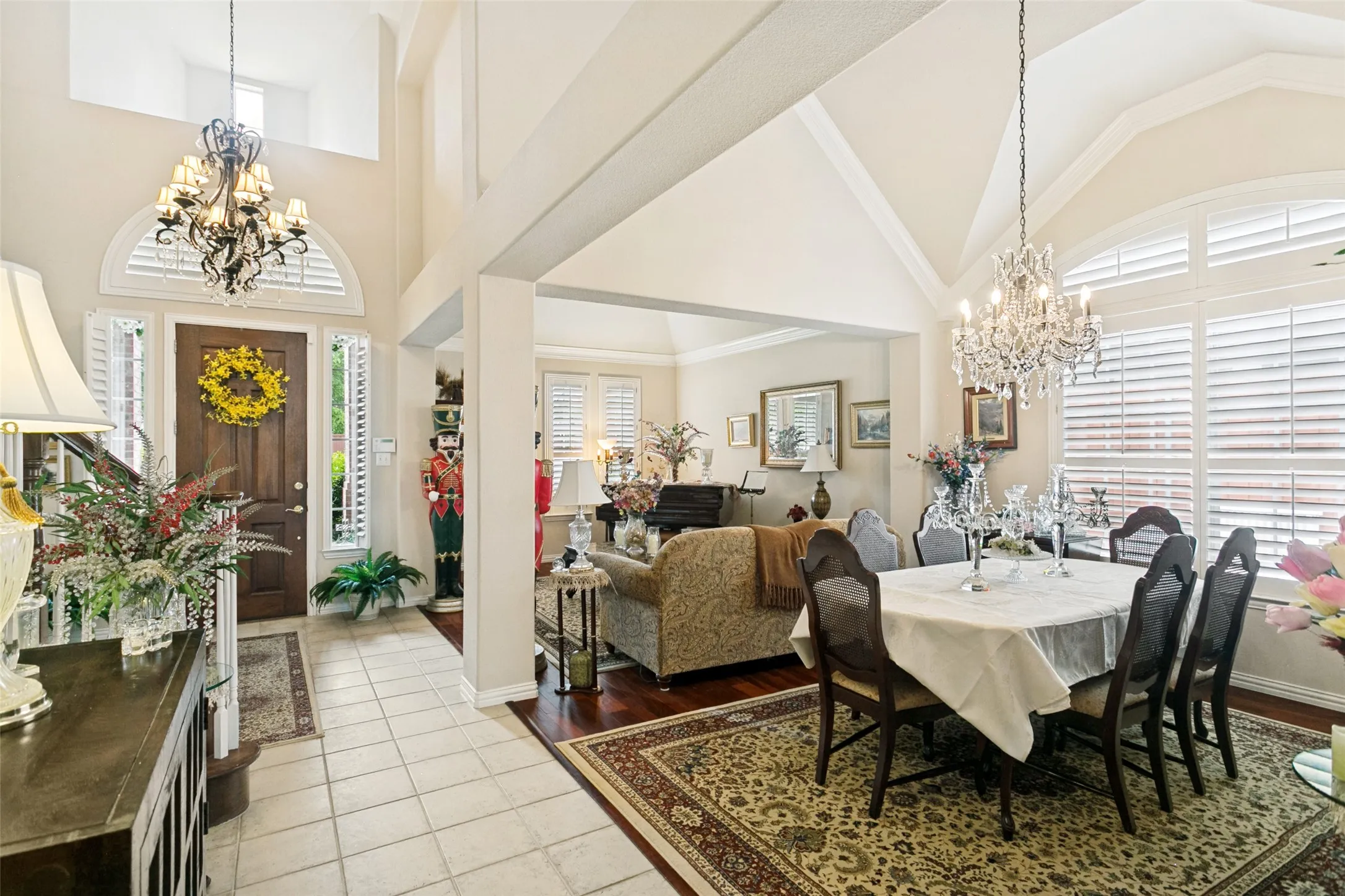 Single Family Residence For Sale in Collin County , 8708 Winter Wood Court, Plano, Texas 75024, 5 Bedroom, 4 Bathroom, 2 Garage spaces, 3,434 Sqft, built in 2000, mls#21341976, Real Estate Agent in Plano, Homes For Sale in Collin county, Homes For Sale in Plano, Realtor in Plano Texas, Real Estate Brokerage Independent Realty Texas, Luminita Cordes Realtor