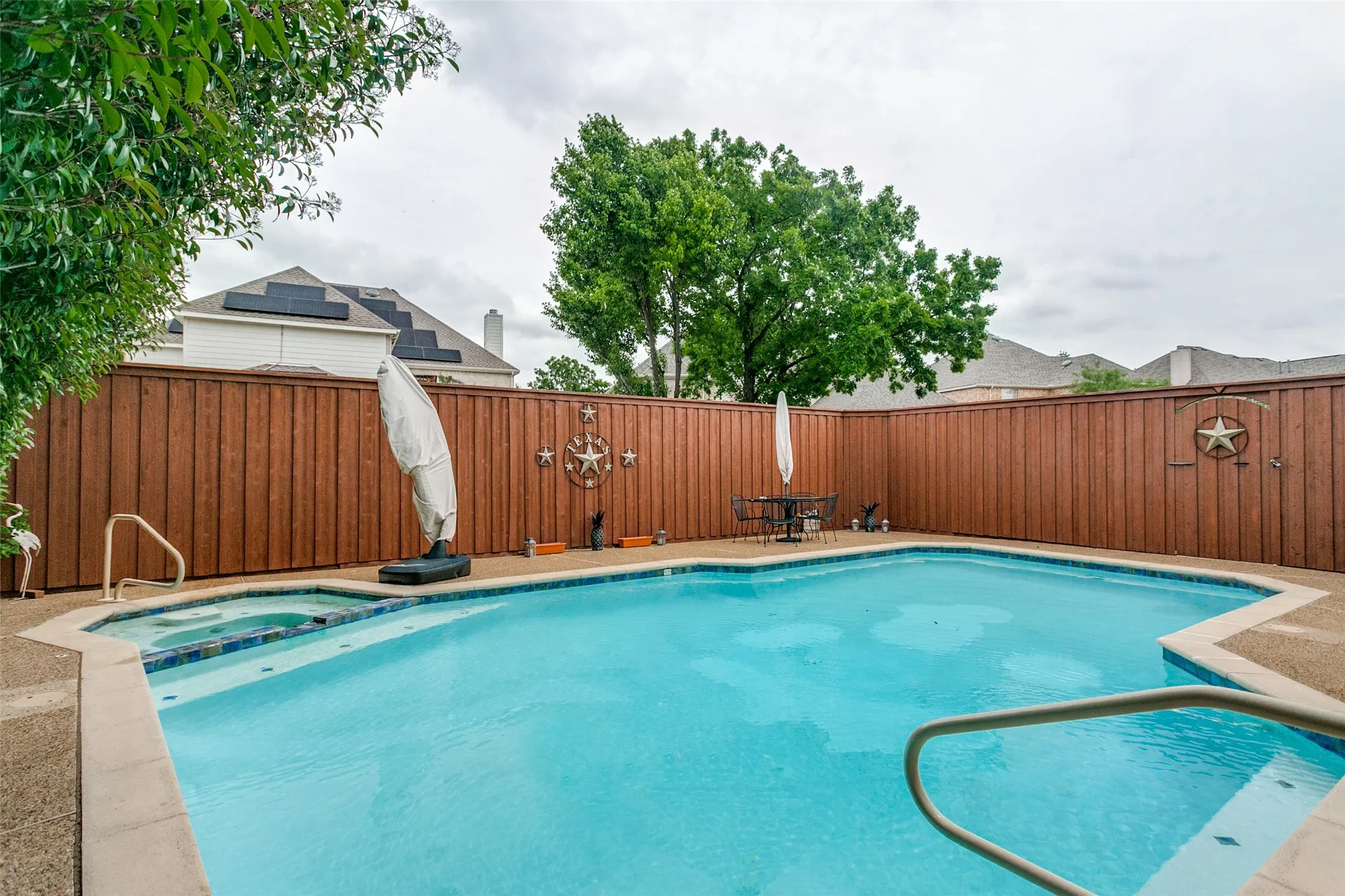 Single Family Residence For Sale in Collin County , 8708 Winter Wood Court, Plano, Texas 75024, 5 Bedroom, 4 Bathroom, 2 Garage spaces, 3,434 Sqft, built in 2000, mls#21341976, Real Estate Agent in Plano, Homes For Sale in Collin county, Homes For Sale in Plano, Realtor in Plano Texas, Real Estate Brokerage Independent Realty Texas, Luminita Cordes Realtor