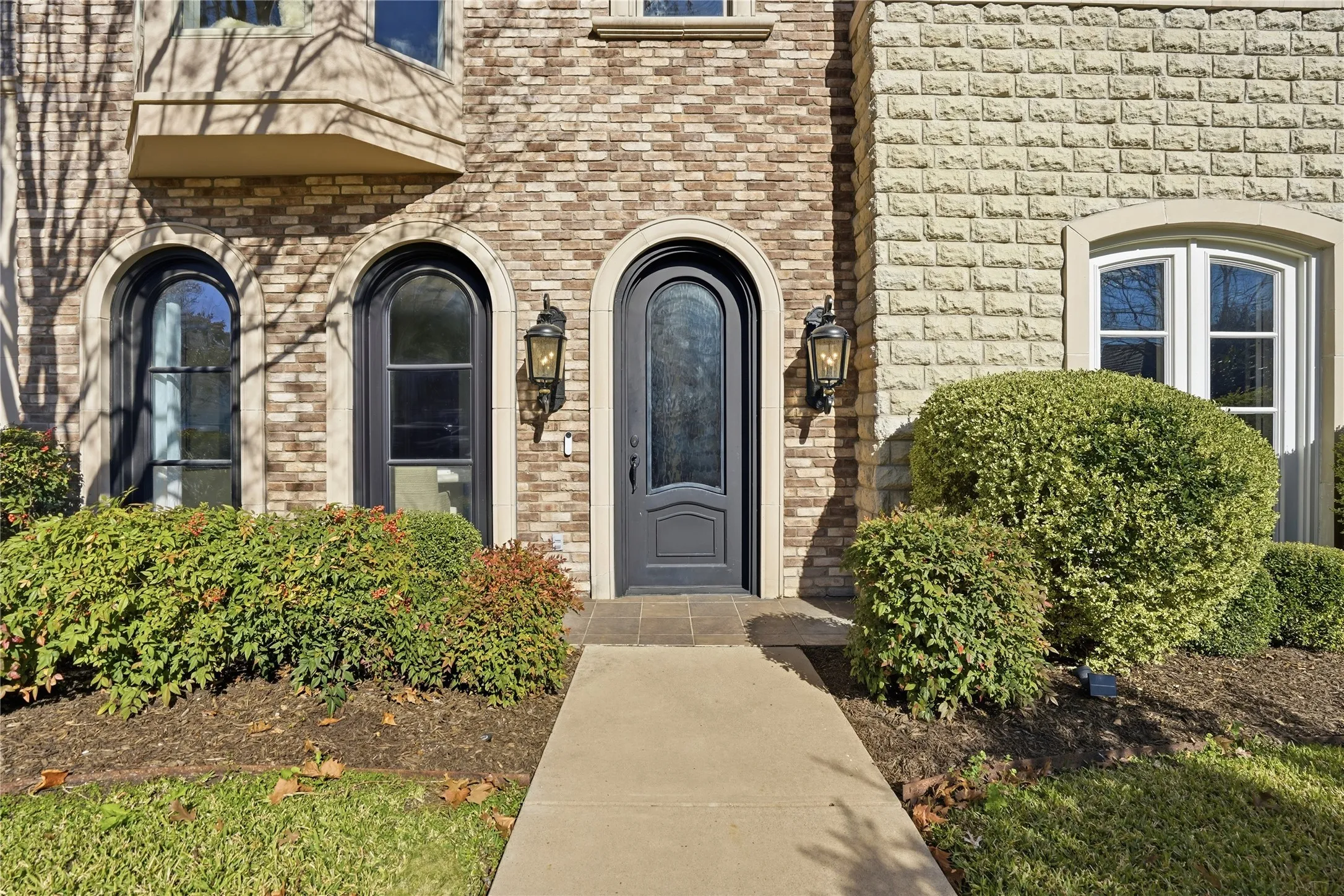 Single Family Residence For Sale in Tarrant County , 4714 Dexter Avenue, Fort Worth, Texas 76107, 3 Bedroom, 3 Bathroom, 2 Garage spaces, 2,980 Sqft, built in 2006, mls#21333587, Real Estate Agent in Fort Worth, Homes For Sale in Tarrant county, Homes For Sale in Fort Worth, Realtor in Fort Worth Texas, Real Estate Brokerage Independent Realty Texas, Luminita Cordes Realtor