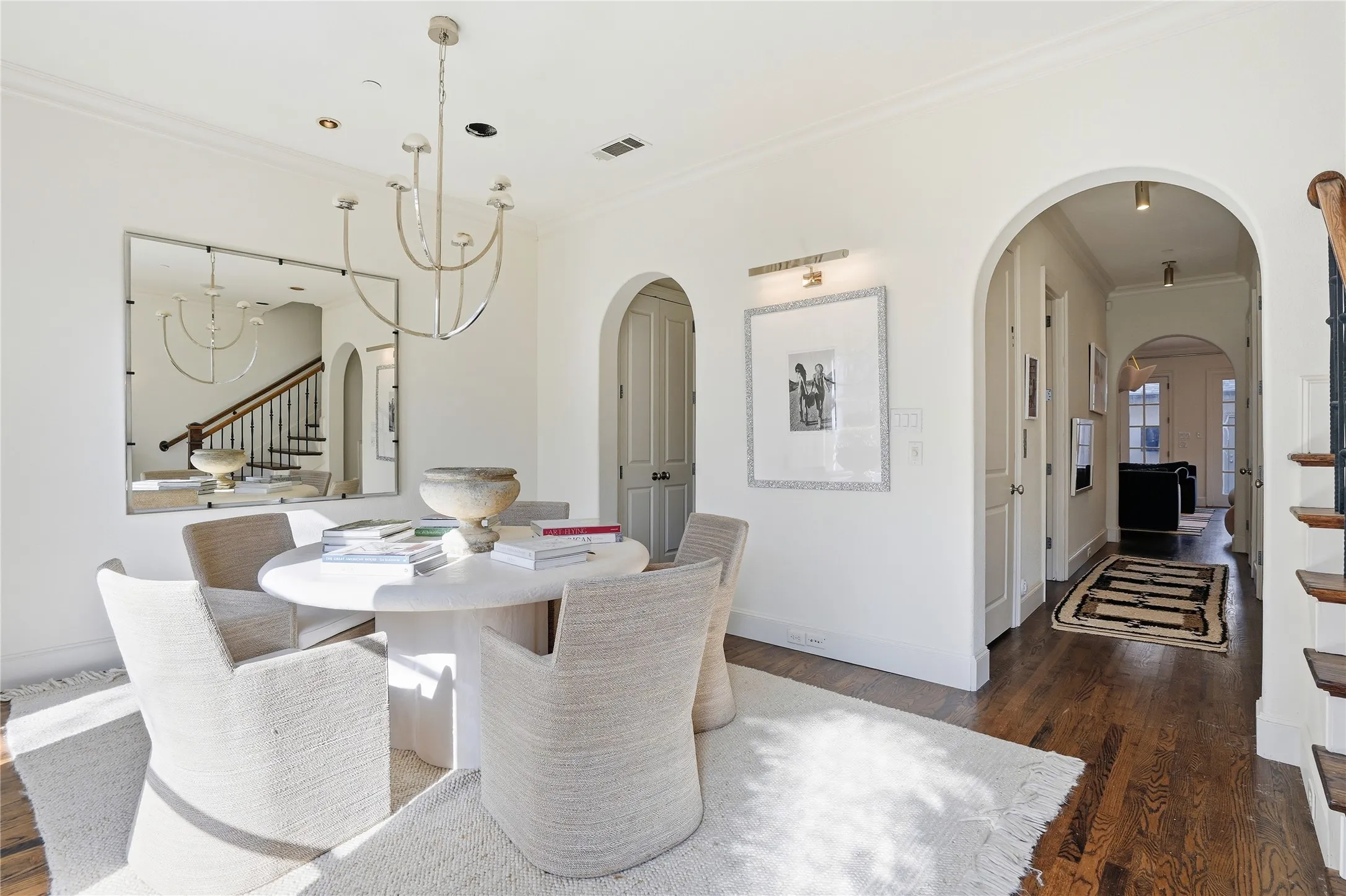 Single Family Residence For Sale in Tarrant County , 4714 Dexter Avenue, Fort Worth, Texas 76107, 3 Bedroom, 3 Bathroom, 2 Garage spaces, 2,980 Sqft, built in 2006, mls#21333587, Real Estate Agent in Fort Worth, Homes For Sale in Tarrant county, Homes For Sale in Fort Worth, Realtor in Fort Worth Texas, Real Estate Brokerage Independent Realty Texas, Luminita Cordes Realtor