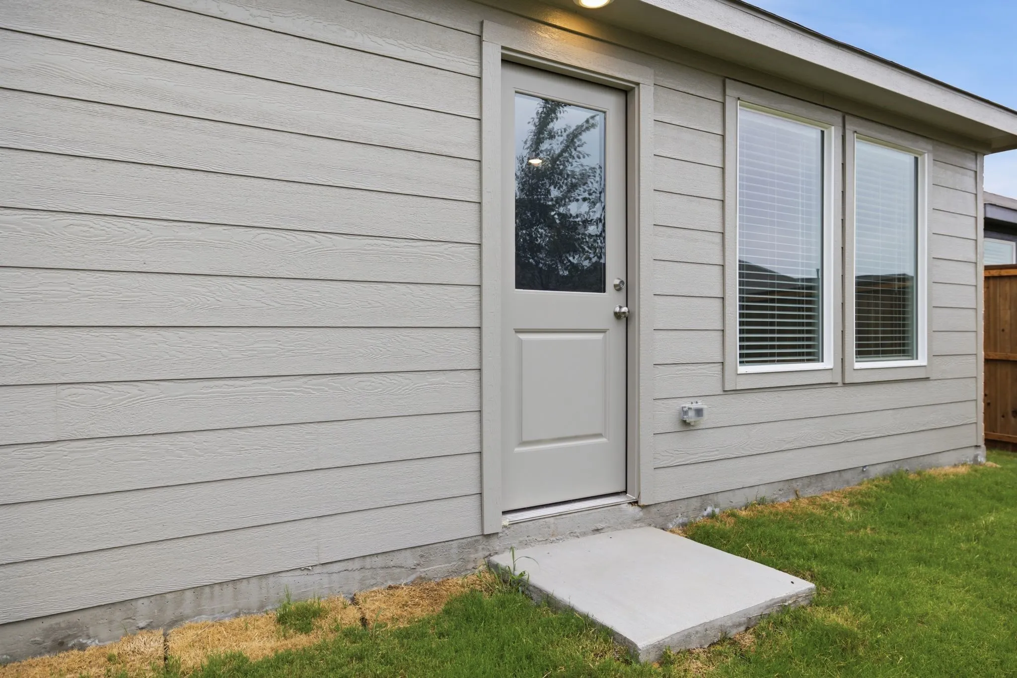 Single Family Residence For Rent in Johnson County , 2141 Jesse James Lane, Joshua, Texas 76058, 4 Bedroom, 2 Bathroom, 2 Garage spaces, 1,656 Sqft, built in 2026, mls#21340388, Real Estate Agent in Joshua, Homes For Rent in Johnson county, Homes For Rent in Joshua, Realtor in Joshua Texas, Real Estate Brokerage Independent Realty Texas, Luminita Cordes Realtor