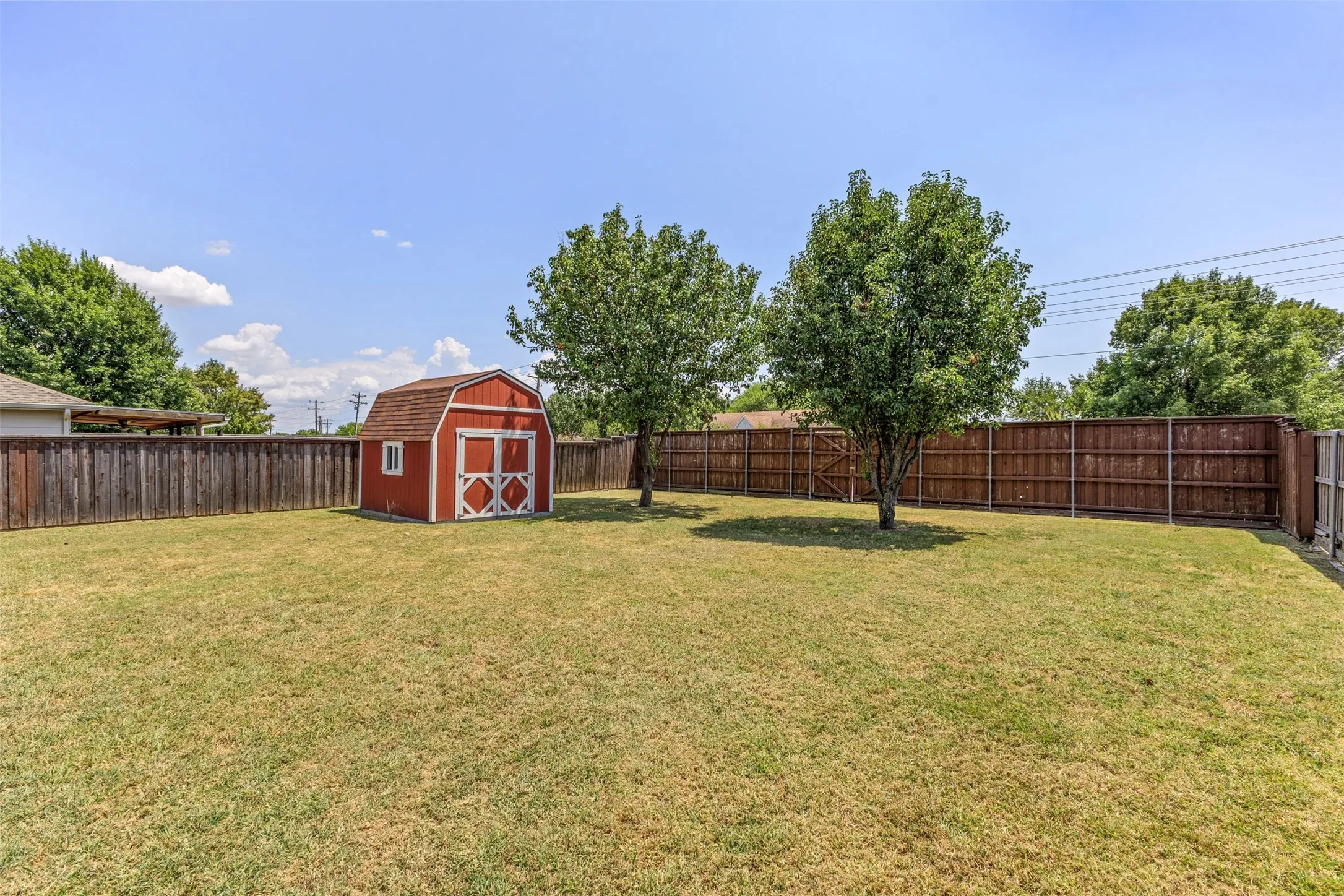 Single Family Residence For Sale in Collin County , 2924 Jamestown Drive, Wylie, Texas 75098, 4 Bedroom, 3 Bathroom, 2 Garage spaces, 2,785 Sqft, built in 2003, mls#21340858, Real Estate Agent in Wylie, Homes For Sale in Collin county, Homes For Sale in Wylie, Realtor in Wylie Texas, Real Estate Brokerage Independent Realty Texas, Luminita Cordes Realtor