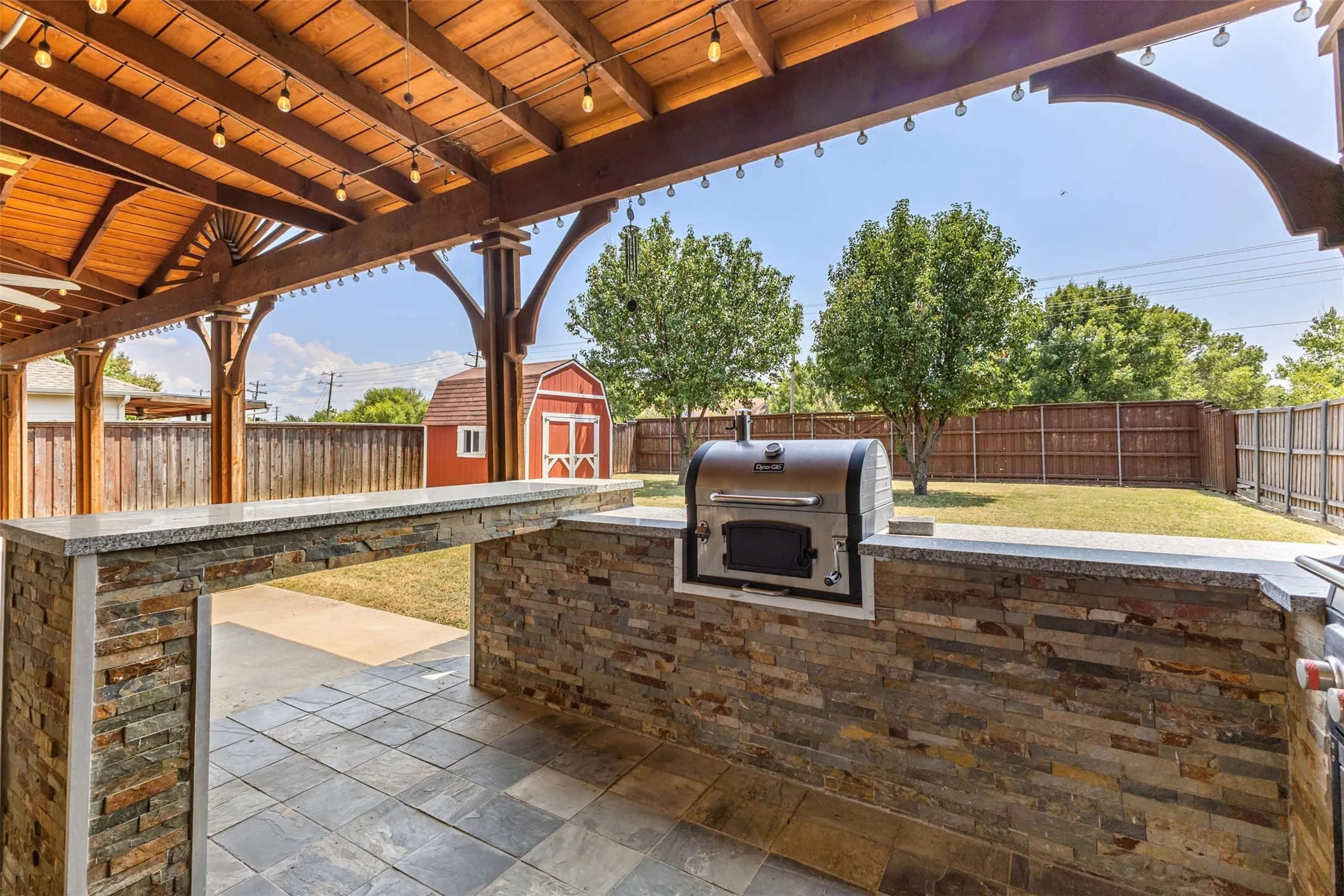 Single Family Residence For Sale in Collin County , 2924 Jamestown Drive, Wylie, Texas 75098, 4 Bedroom, 3 Bathroom, 2 Garage spaces, 2,785 Sqft, built in 2003, mls#21340858, Real Estate Agent in Wylie, Homes For Sale in Collin county, Homes For Sale in Wylie, Realtor in Wylie Texas, Real Estate Brokerage Independent Realty Texas, Luminita Cordes Realtor