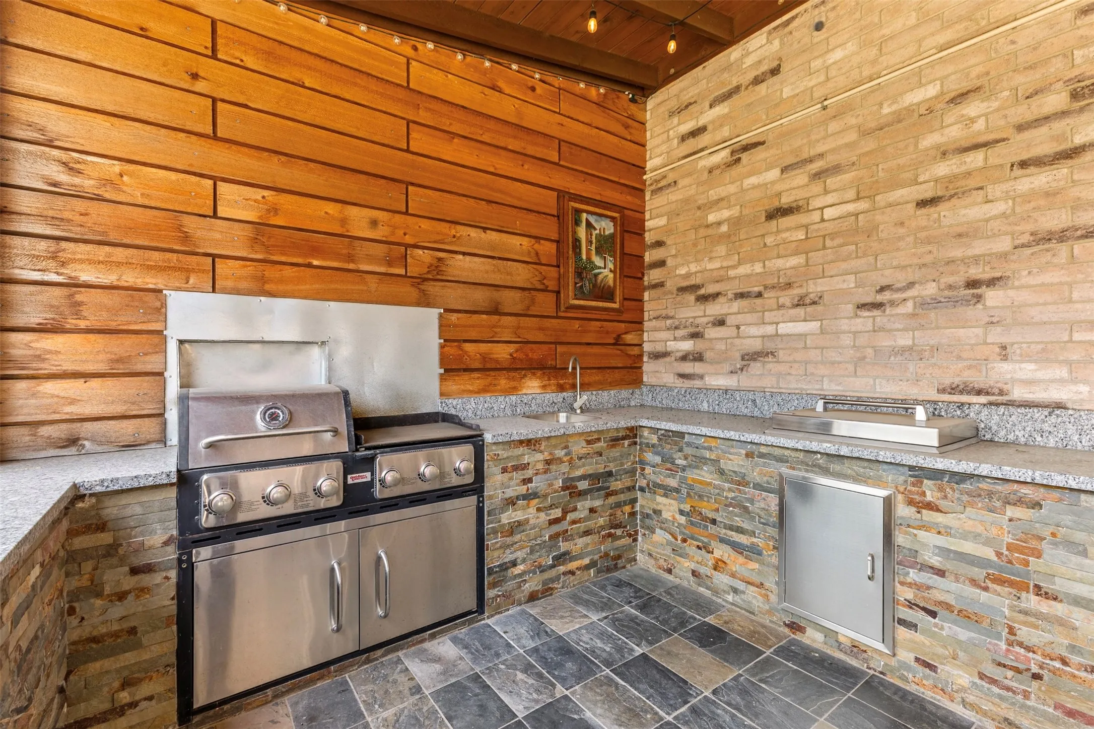 Single Family Residence For Sale in Collin County , 2924 Jamestown Drive, Wylie, Texas 75098, 4 Bedroom, 3 Bathroom, 2 Garage spaces, 2,785 Sqft, built in 2003, mls#21340858, Real Estate Agent in Wylie, Homes For Sale in Collin county, Homes For Sale in Wylie, Realtor in Wylie Texas, Real Estate Brokerage Independent Realty Texas, Luminita Cordes Realtor