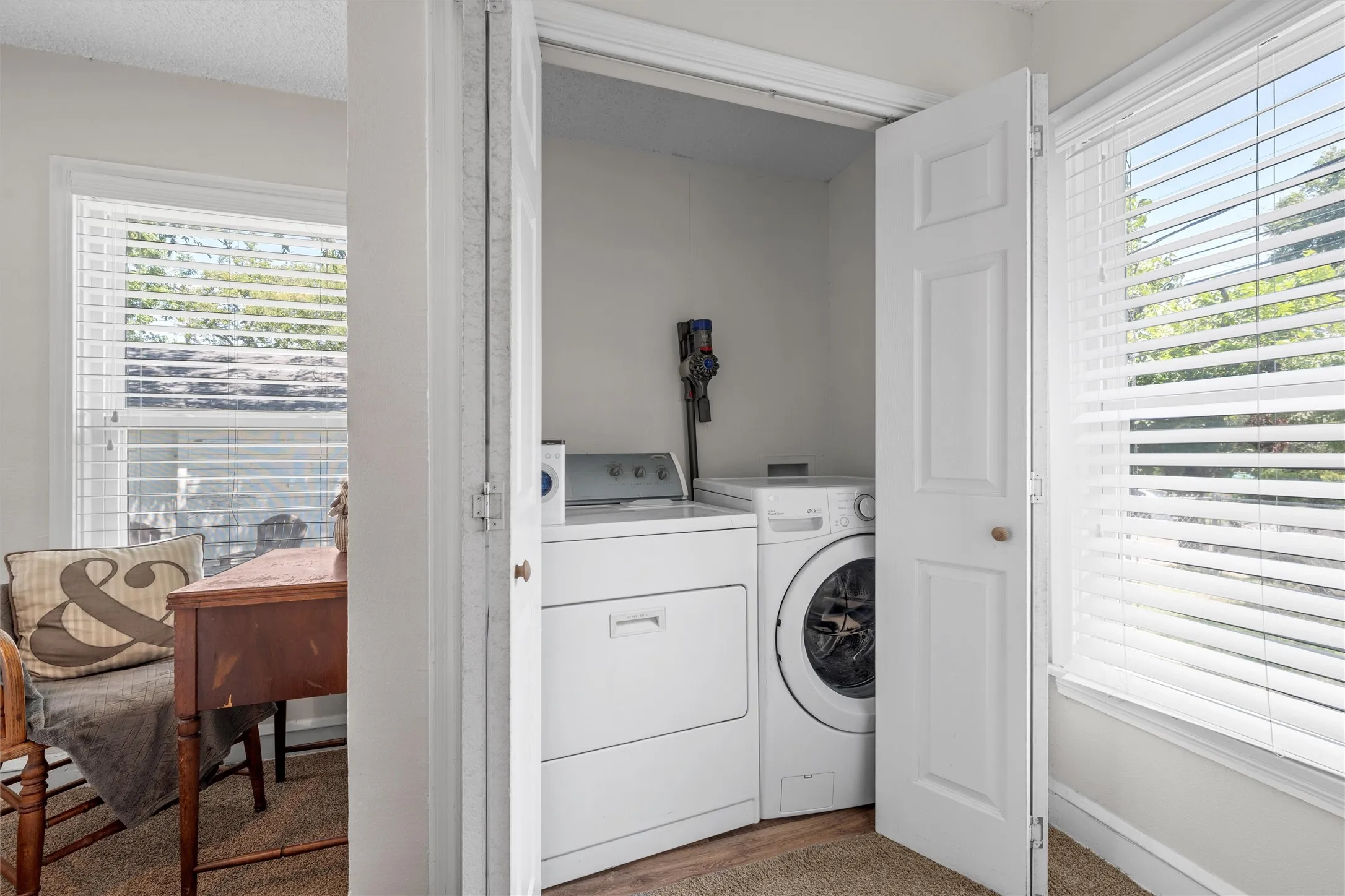 Single Family Residence For Sale in Mc Lennan County , 2701 Herring Avenue, Waco, Texas 76708, 3 Bedroom, 1 Bathroom, 1 Garage spaces, 1,082 Sqft, built in 1949, mls#21340692, Real Estate Agent in Waco, Homes For Sale in Mc Lennan county, Homes For Sale in Waco, Realtor in Waco Texas, Real Estate Brokerage Independent Realty Texas, Luminita Cordes Realtor