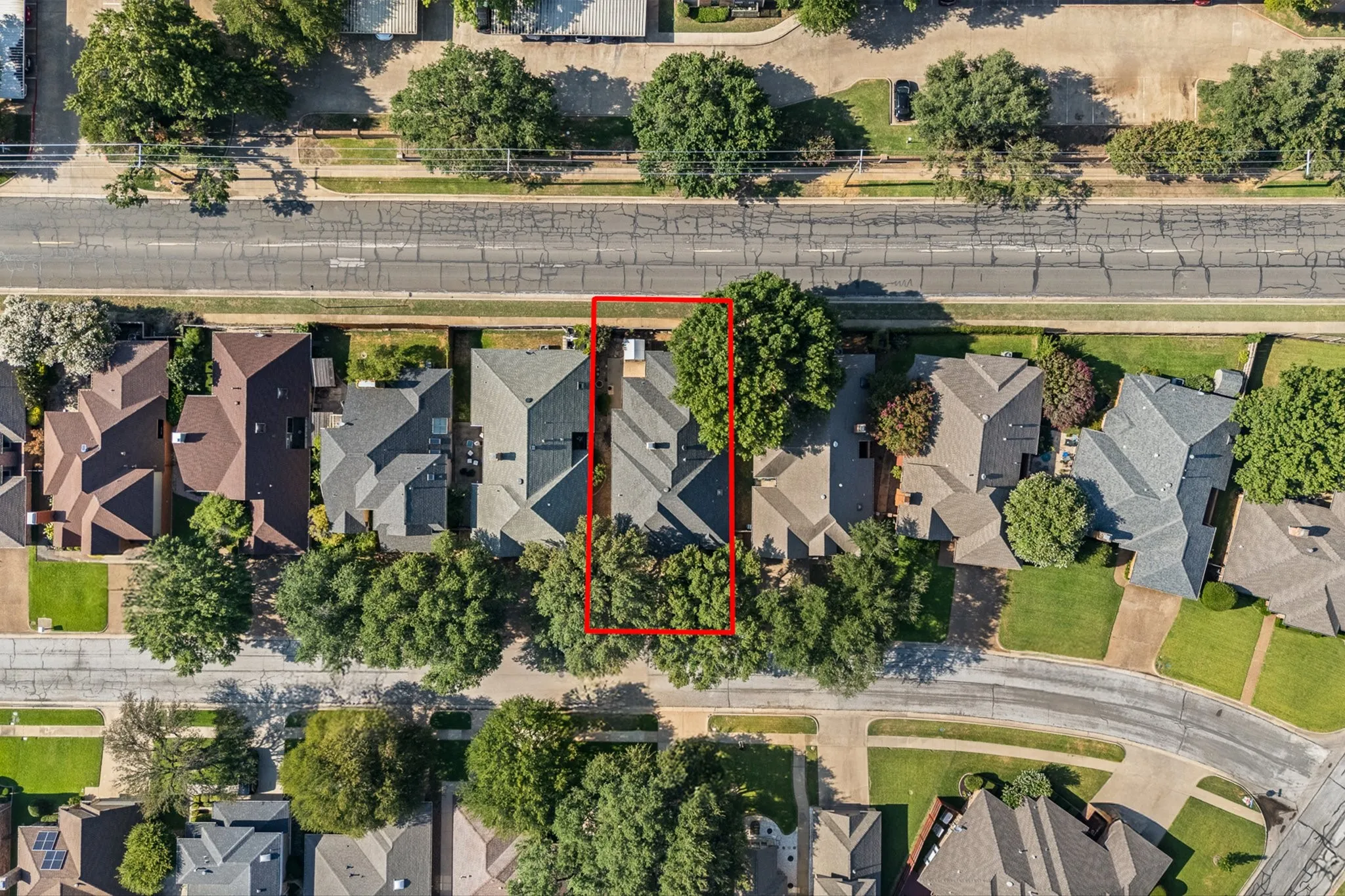 Single Family Residence For Sale in Tarrant County , 1208 Oriental Avenue, Arlington, Texas 76011, 3 Bedroom, 2 Bathroom, 2 Garage spaces, 1,937 Sqft, built in 1986, mls#21335494, Real Estate Agent in Arlington, Homes For Sale in Tarrant county, Homes For Sale in Arlington, Realtor in Arlington Texas, Real Estate Brokerage Independent Realty Texas, Luminita Cordes Realtor