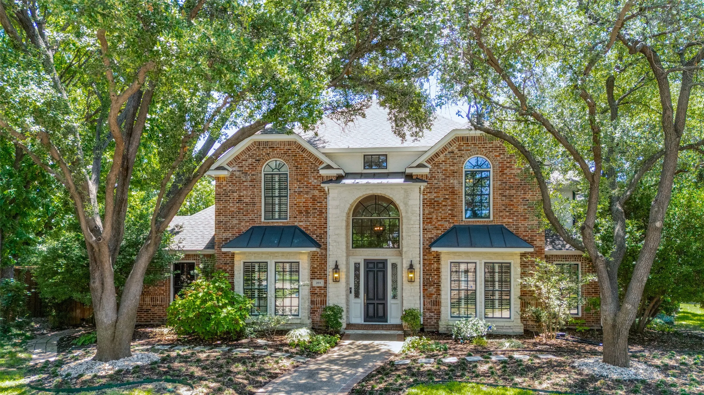 Single Family Residence For Sale in Dallas County , 261 Candlelight Cove, Coppell, Texas 75019, 6 Bedroom, 6 Bathroom, 3 Garage spaces, 5,091 Sqft, built in 1994, mls#21342193, Real Estate Agent in Coppell, Homes For Sale in Dallas county, Homes For Sale in Coppell, Realtor in Coppell Texas, Real Estate Brokerage Independent Realty Texas, Luminita Cordes Realtor