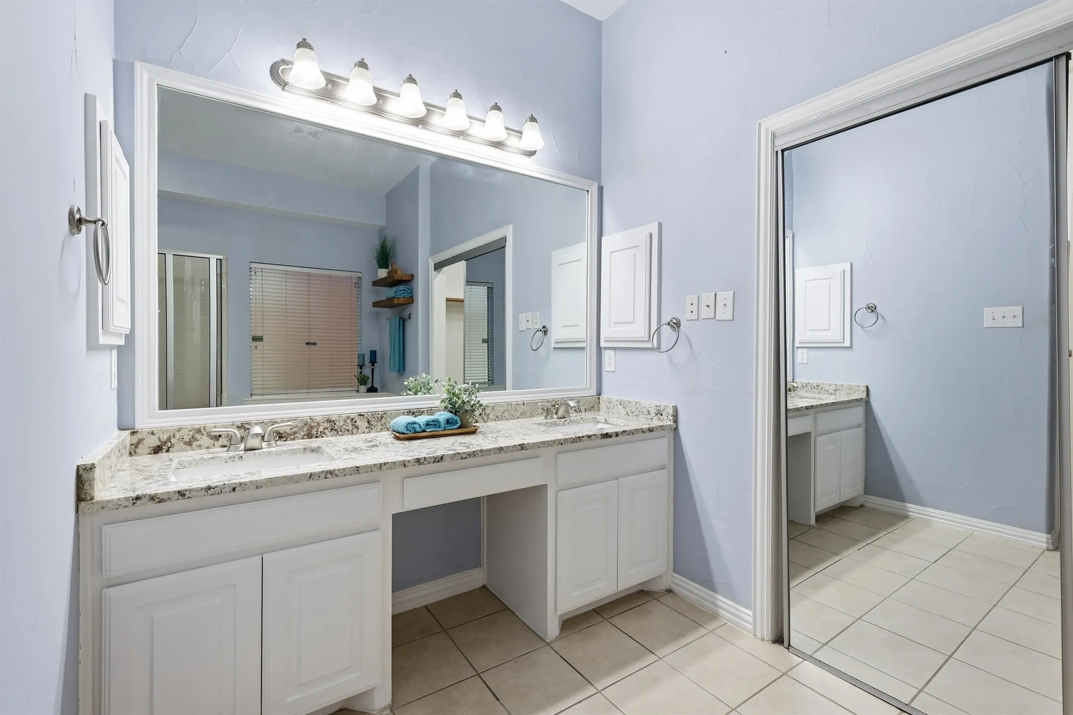 Single Family Residence For Sale in Denton County , 8912 Wyatt Circle, Lantana, Texas 76226, 5 Bedroom, 4 Bathroom, 2 Garage spaces, 3,688 Sqft, built in 2004, mls#21332567, Real Estate Agent in Lantana, Homes For Sale in Denton county, Homes For Sale in Lantana, Realtor in Lantana Texas, Real Estate Brokerage Independent Realty Texas, Luminita Cordes Realtor