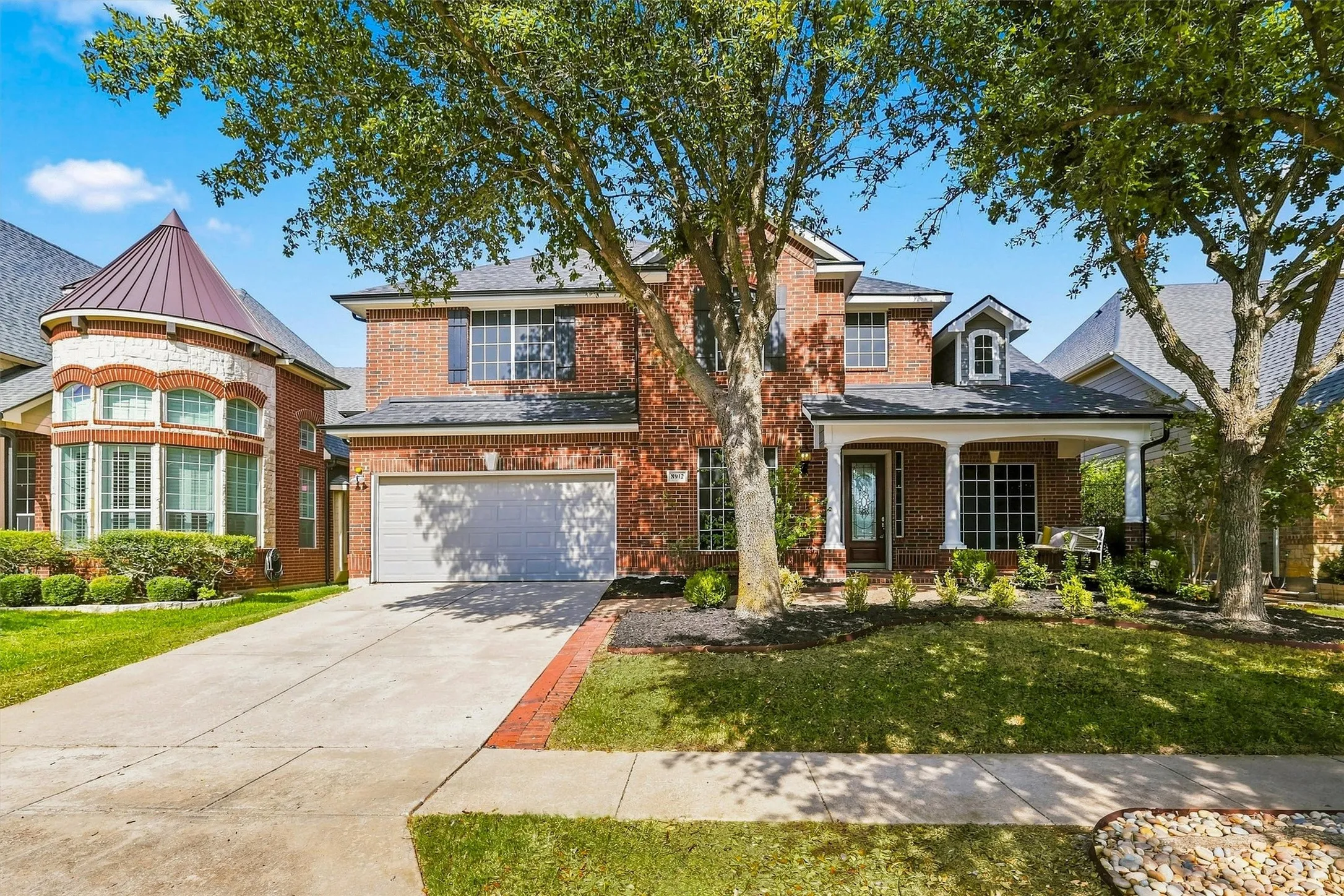 Single Family Residence For Sale in Denton County , 8912 Wyatt Circle, Lantana, Texas 76226, 5 Bedroom, 4 Bathroom, 2 Garage spaces, 3,688 Sqft, built in 2004, mls#21332567, Real Estate Agent in Lantana, Homes For Sale in Denton county, Homes For Sale in Lantana, Realtor in Lantana Texas, Real Estate Brokerage Independent Realty Texas, Luminita Cordes Realtor