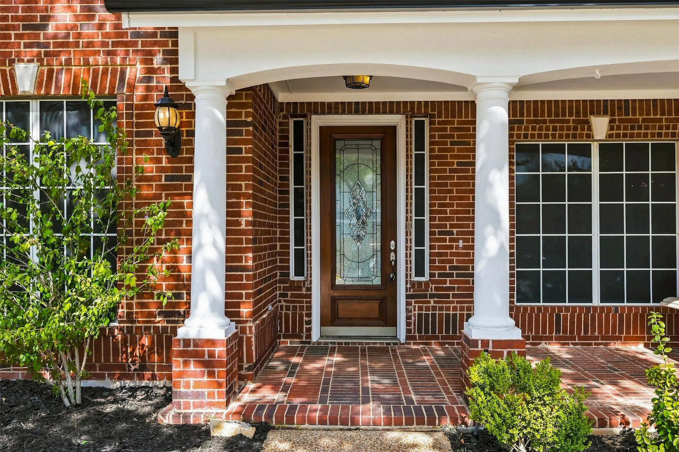Single Family Residence For Sale in Denton County , 8912 Wyatt Circle, Lantana, Texas 76226, 5 Bedroom, 4 Bathroom, 2 Garage spaces, 3,688 Sqft, built in 2004, mls#21332567, Real Estate Agent in Lantana, Homes For Sale in Denton county, Homes For Sale in Lantana, Realtor in Lantana Texas, Real Estate Brokerage Independent Realty Texas, Luminita Cordes Realtor
