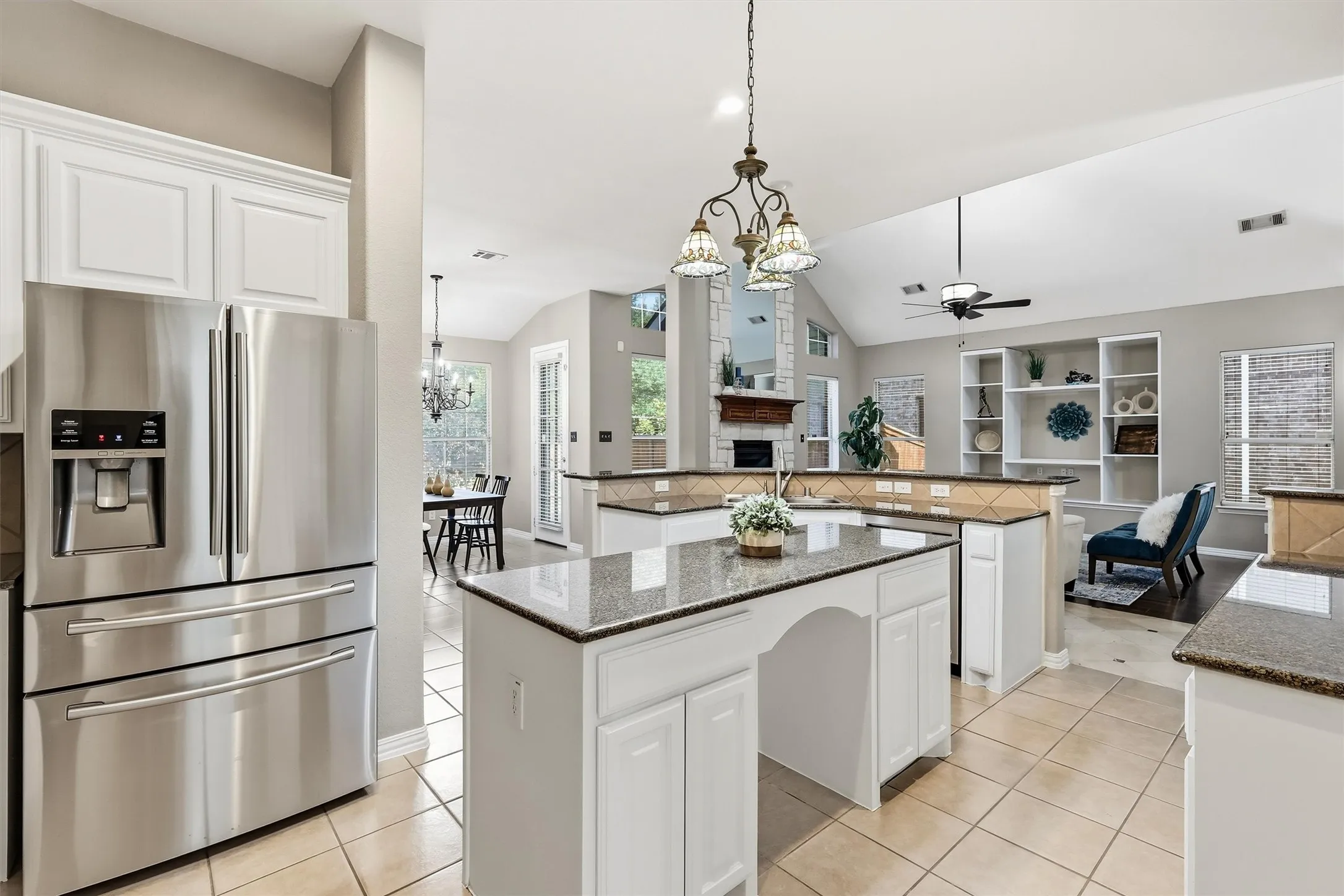 Single Family Residence For Sale in Denton County , 8912 Wyatt Circle, Lantana, Texas 76226, 5 Bedroom, 4 Bathroom, 2 Garage spaces, 3,688 Sqft, built in 2004, mls#21332567, Real Estate Agent in Lantana, Homes For Sale in Denton county, Homes For Sale in Lantana, Realtor in Lantana Texas, Real Estate Brokerage Independent Realty Texas, Luminita Cordes Realtor