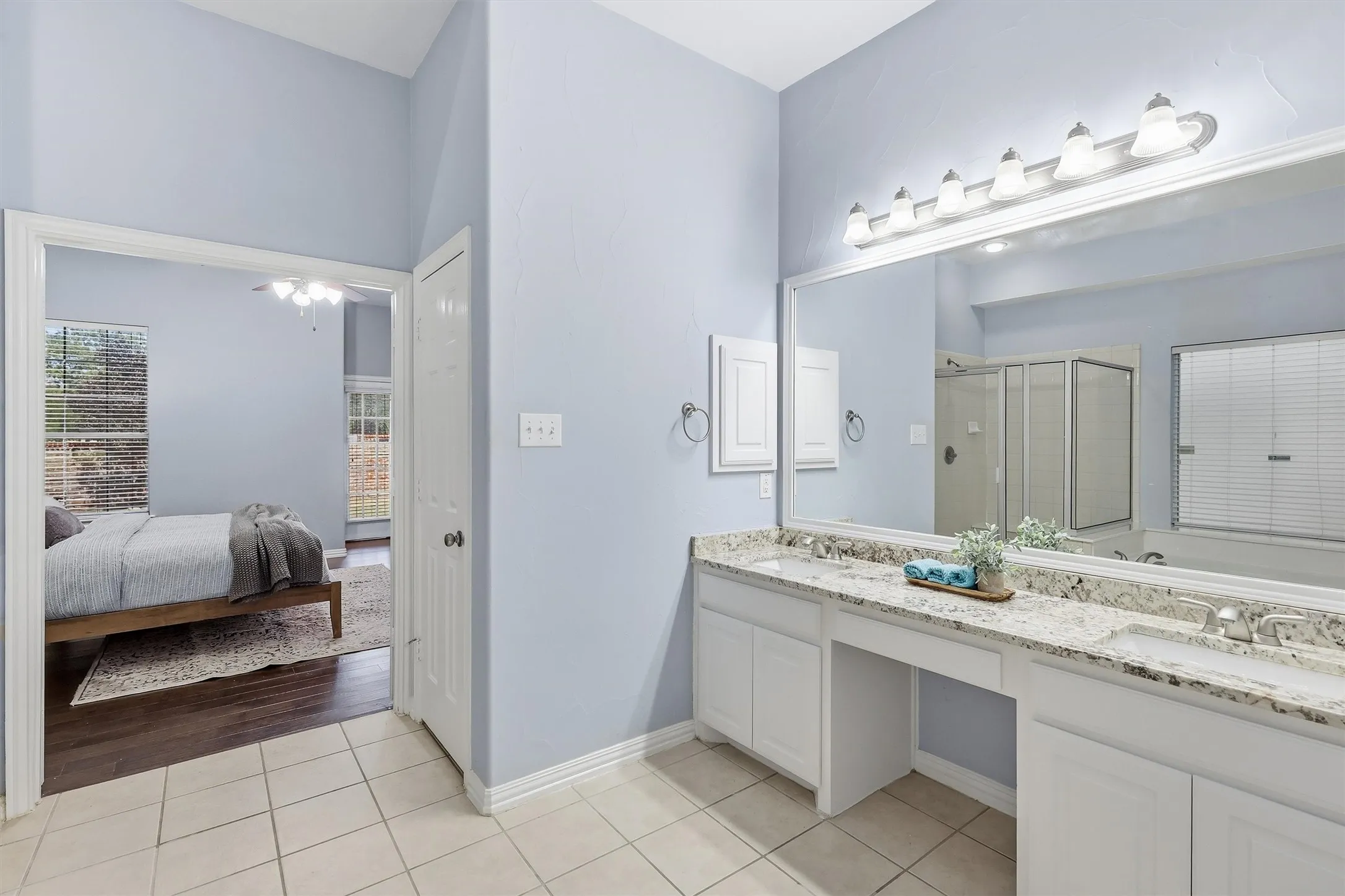 Single Family Residence For Sale in Denton County , 8912 Wyatt Circle, Lantana, Texas 76226, 5 Bedroom, 4 Bathroom, 2 Garage spaces, 3,688 Sqft, built in 2004, mls#21332567, Real Estate Agent in Lantana, Homes For Sale in Denton county, Homes For Sale in Lantana, Realtor in Lantana Texas, Real Estate Brokerage Independent Realty Texas, Luminita Cordes Realtor