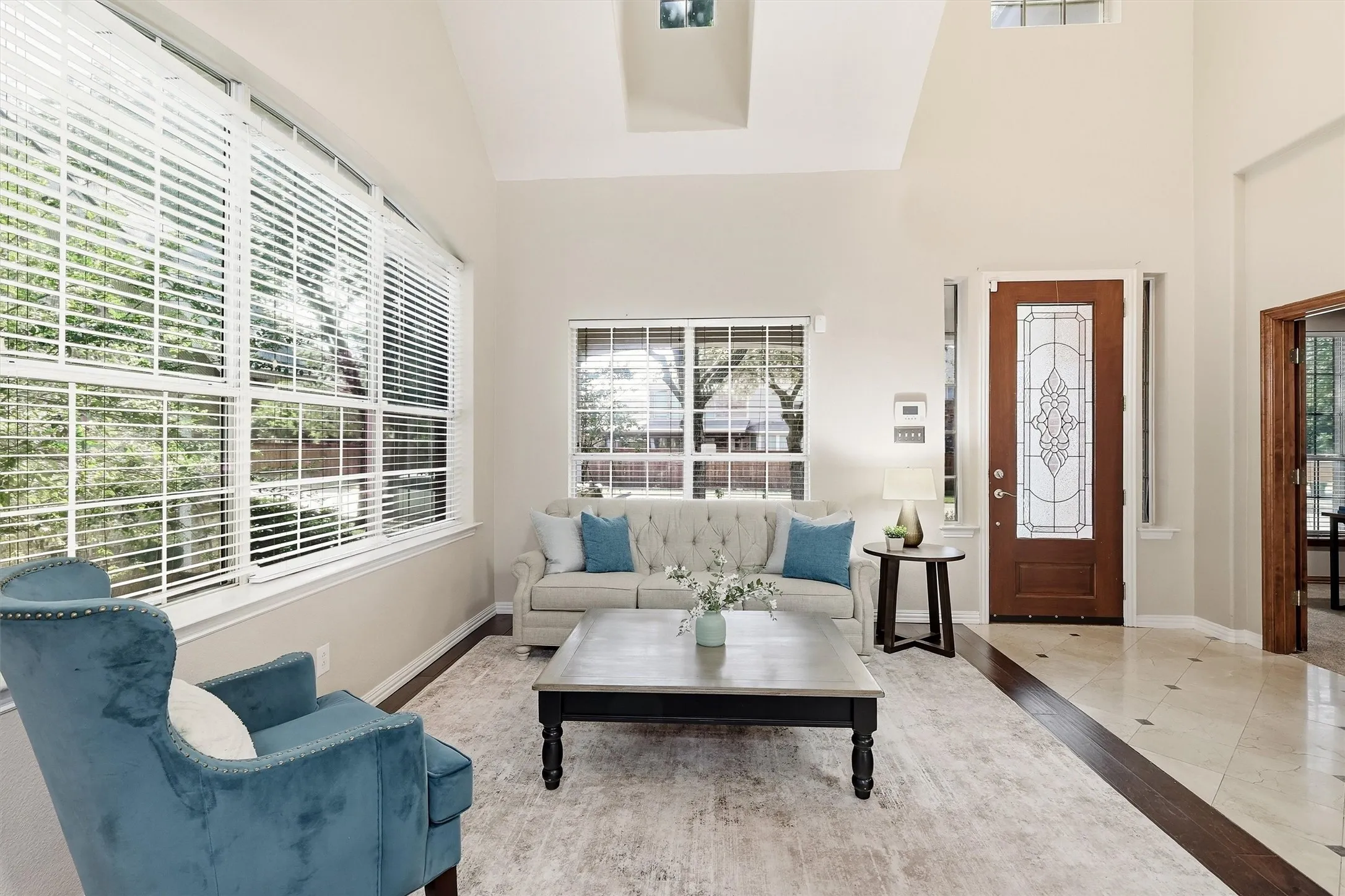 Single Family Residence For Sale in Denton County , 8912 Wyatt Circle, Lantana, Texas 76226, 5 Bedroom, 4 Bathroom, 2 Garage spaces, 3,688 Sqft, built in 2004, mls#21332567, Real Estate Agent in Lantana, Homes For Sale in Denton county, Homes For Sale in Lantana, Realtor in Lantana Texas, Real Estate Brokerage Independent Realty Texas, Luminita Cordes Realtor