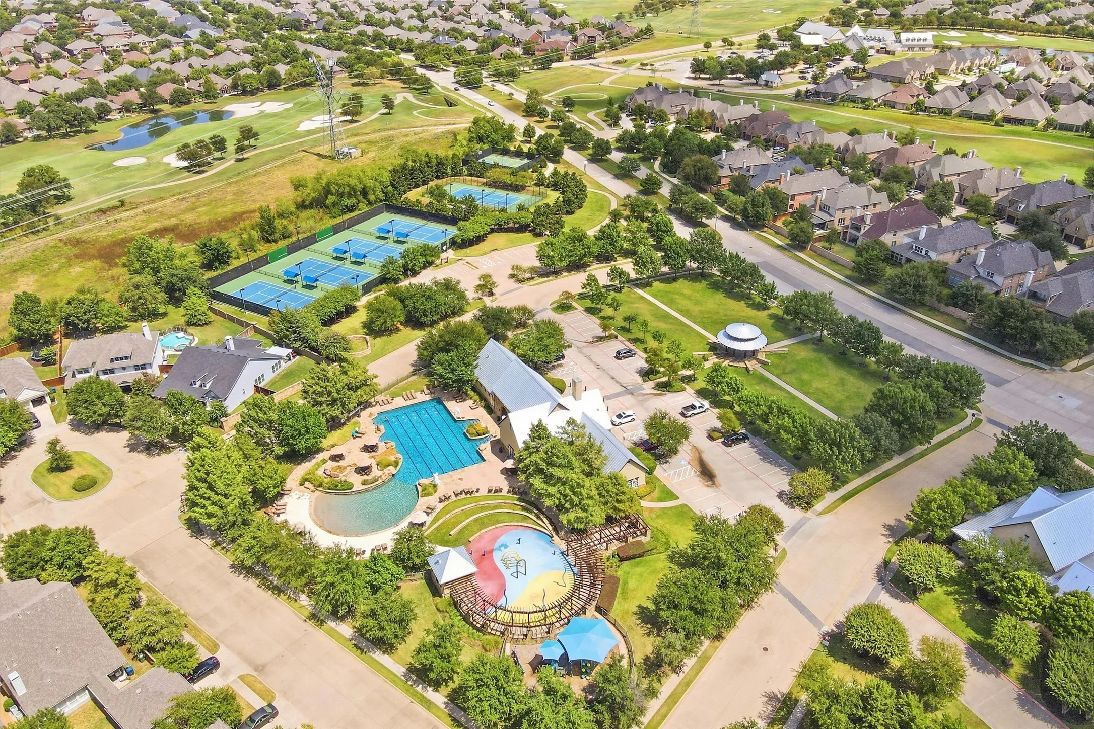Single Family Residence For Sale in Denton County , 8912 Wyatt Circle, Lantana, Texas 76226, 5 Bedroom, 4 Bathroom, 2 Garage spaces, 3,688 Sqft, built in 2004, mls#21332567, Real Estate Agent in Lantana, Homes For Sale in Denton county, Homes For Sale in Lantana, Realtor in Lantana Texas, Real Estate Brokerage Independent Realty Texas, Luminita Cordes Realtor