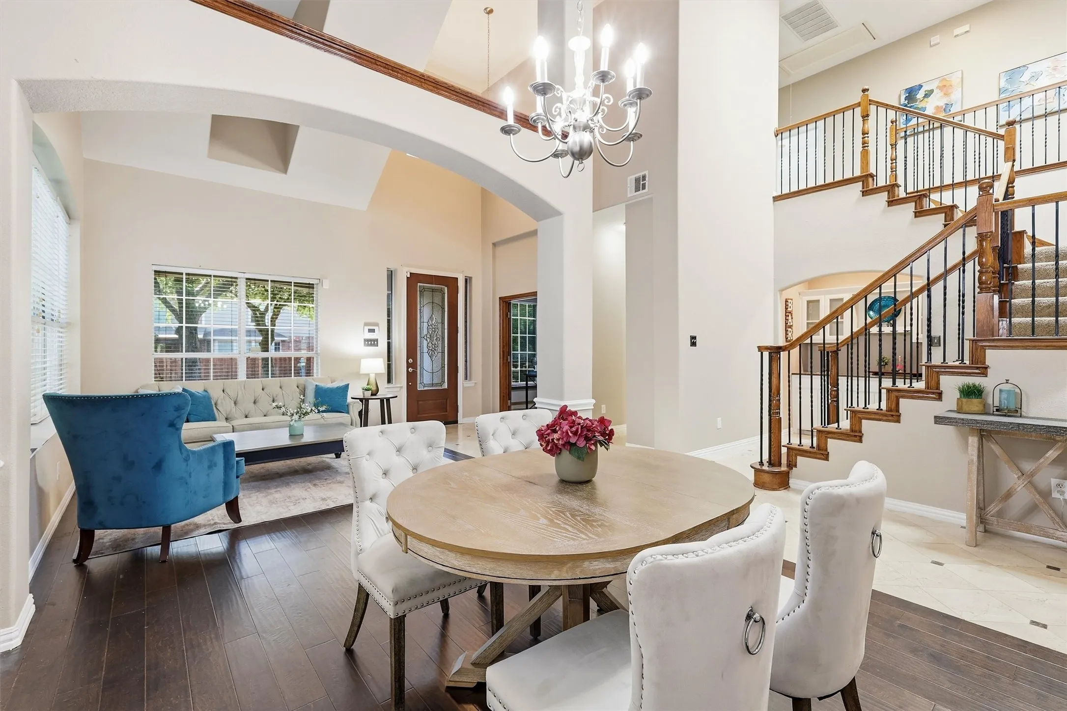 Single Family Residence For Sale in Denton County , 8912 Wyatt Circle, Lantana, Texas 76226, 5 Bedroom, 4 Bathroom, 2 Garage spaces, 3,688 Sqft, built in 2004, mls#21332567, Real Estate Agent in Lantana, Homes For Sale in Denton county, Homes For Sale in Lantana, Realtor in Lantana Texas, Real Estate Brokerage Independent Realty Texas, Luminita Cordes Realtor