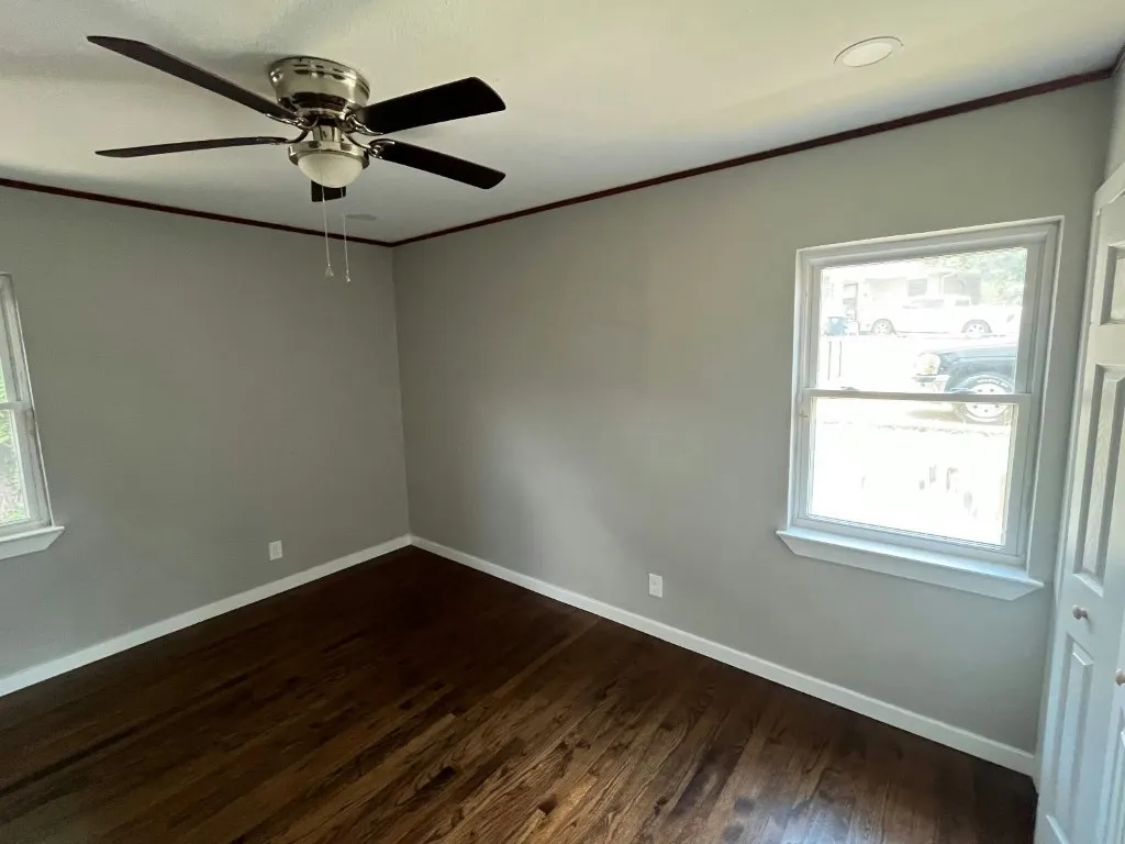 Single Family Residence For Sale in Dallas County , 3250 Highland Woods Circle, Dallas, Texas 75241, 3 Bedroom, 2 Bathroom, 1 Garage spaces, 1,123 Sqft, built in 1963, mls#21342249, Real Estate Agent in Dallas, Homes For Sale in Dallas county, Homes For Sale in Dallas, Realtor in Dallas Texas, Real Estate Brokerage Independent Realty Texas, Luminita Cordes Realtor