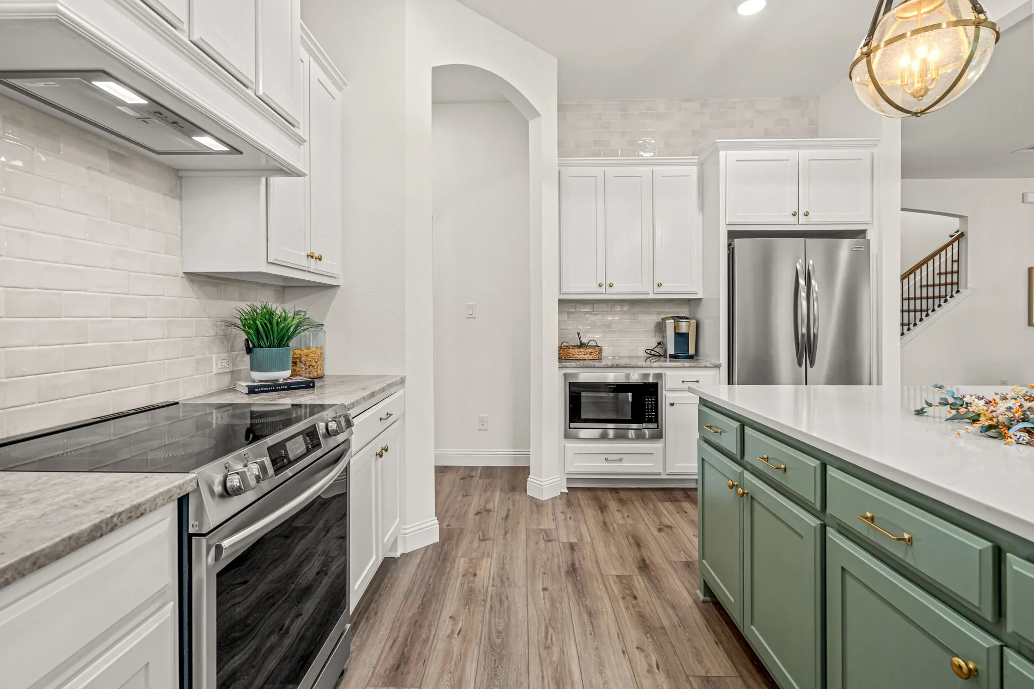 Single Family Residence For Sale in Tarrant County , 602 Sterling Drive, Benbrook, Texas 76126, 4 Bedroom, 3 Bathroom, 2 Garage spaces, 2,713 Sqft, built in 2023, mls#21339787, Real Estate Agent in Benbrook, Homes For Sale in Tarrant county, Homes For Sale in Benbrook, Realtor in Benbrook Texas, Real Estate Brokerage Independent Realty Texas, Luminita Cordes Realtor