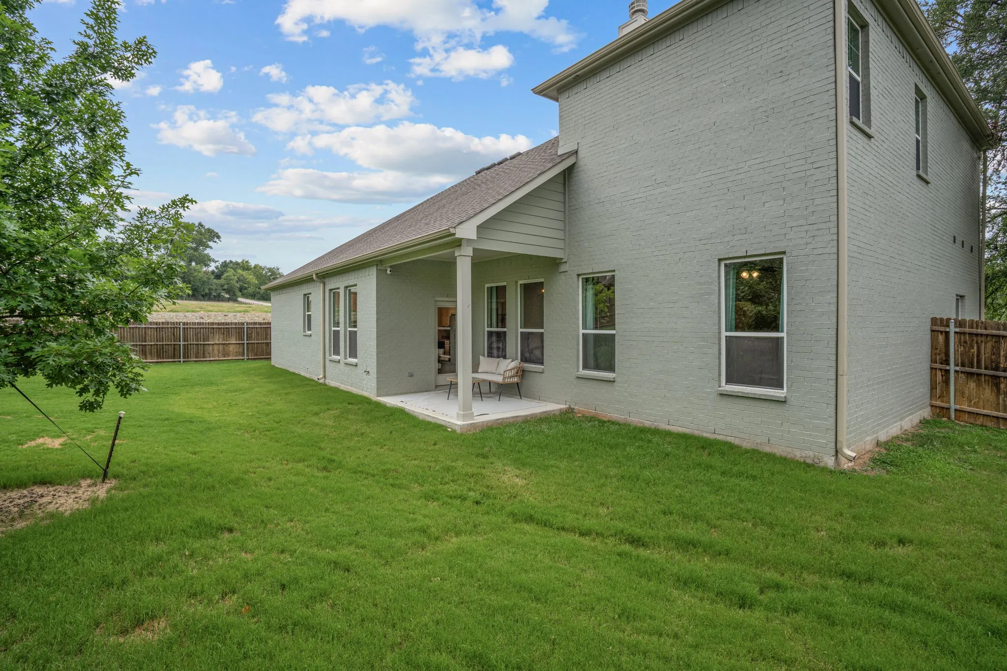 Single Family Residence For Sale in Tarrant County , 602 Sterling Drive, Benbrook, Texas 76126, 4 Bedroom, 3 Bathroom, 2 Garage spaces, 2,713 Sqft, built in 2023, mls#21339787, Real Estate Agent in Benbrook, Homes For Sale in Tarrant county, Homes For Sale in Benbrook, Realtor in Benbrook Texas, Real Estate Brokerage Independent Realty Texas, Luminita Cordes Realtor