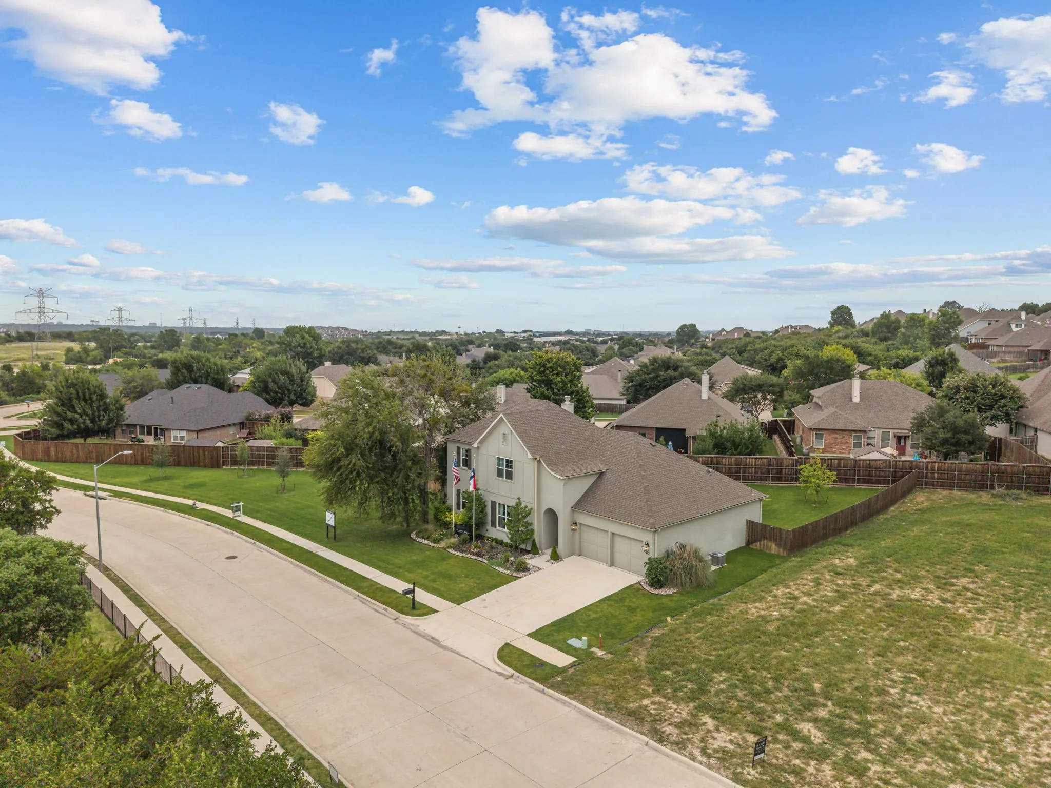 Single Family Residence For Sale in Tarrant County , 602 Sterling Drive, Benbrook, Texas 76126, 4 Bedroom, 3 Bathroom, 2 Garage spaces, 2,713 Sqft, built in 2023, mls#21339787, Real Estate Agent in Benbrook, Homes For Sale in Tarrant county, Homes For Sale in Benbrook, Realtor in Benbrook Texas, Real Estate Brokerage Independent Realty Texas, Luminita Cordes Realtor
