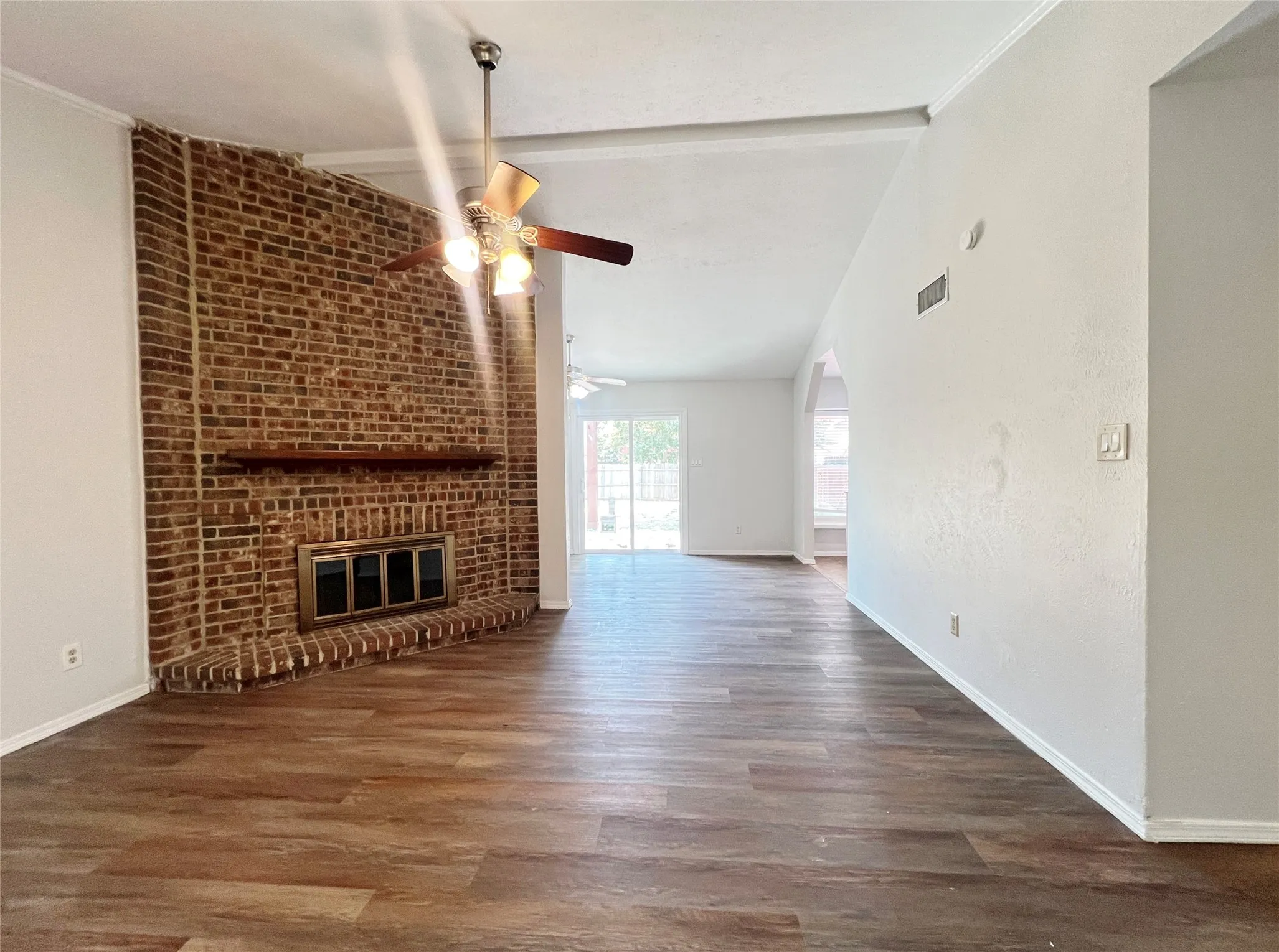 Single Family Residence For Rent in Collin County , 1308 Mistywood Lane, Allen, Texas 75002, 4 Bedroom, 3 Bathroom, Garage spaces, 1,935 Sqft, built in 1984, mls#21342256, Real Estate Agent in Allen, Homes For Rent in Collin county, Homes For Rent in Allen, Realtor in Allen Texas, Real Estate Brokerage Independent Realty Texas, Luminita Cordes Realtor
