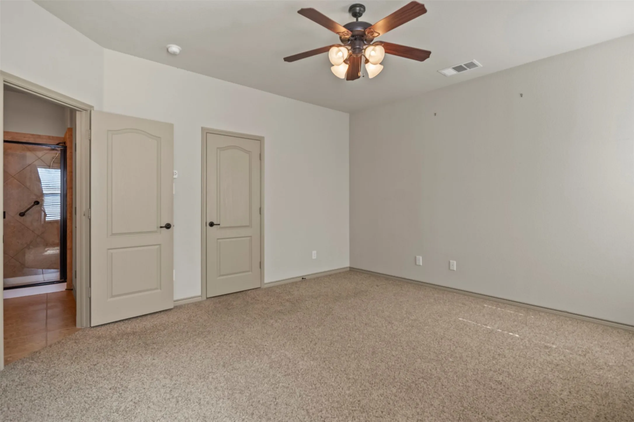 Townhouse For Sale in Collin County , 7922 Presley Avenue, Plano, Texas 75024, 3 Bedroom, 4 Bathroom, 2 Garage spaces, 1,993 Sqft, built in 2010, mls#21338202, Real Estate Agent in Plano, Homes For Sale in Collin county, Homes For Sale in Plano, Realtor in Plano Texas, Real Estate Brokerage Independent Realty Texas, Luminita Cordes Realtor