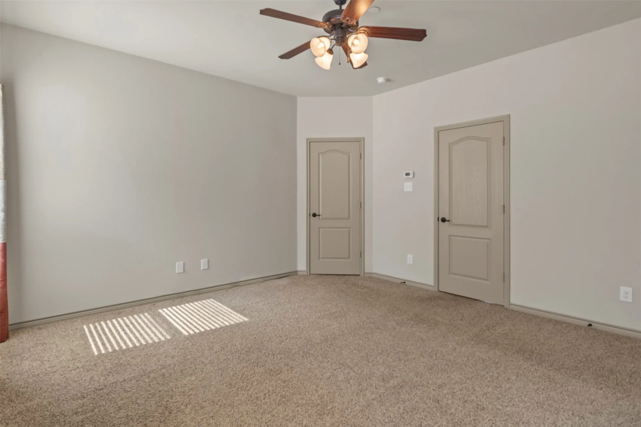 Townhouse For Sale in Collin County , 7922 Presley Avenue, Plano, Texas 75024, 3 Bedroom, 4 Bathroom, 2 Garage spaces, 1,993 Sqft, built in 2010, mls#21338202, Real Estate Agent in Plano, Homes For Sale in Collin county, Homes For Sale in Plano, Realtor in Plano Texas, Real Estate Brokerage Independent Realty Texas, Luminita Cordes Realtor