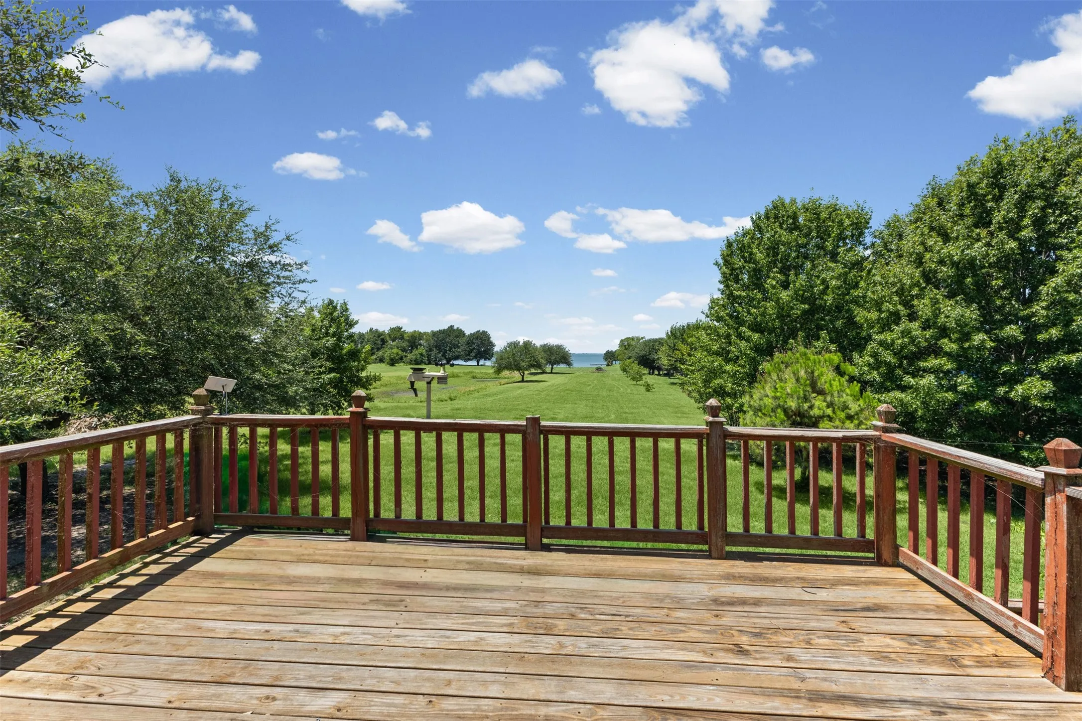 Single Family Residence For Sale in Navarro County , 1109 SE County Road 3300, Kerens, Texas 75144, 2 Bedroom, 2 Bathroom, 4 Garage spaces, 1,080 Sqft, built in 2006, mls#21340458, Real Estate Agent in Kerens, Homes For Sale in Navarro county, Homes For Sale in Kerens, Realtor in Kerens Texas, Real Estate Brokerage Independent Realty Texas, Luminita Cordes Realtor