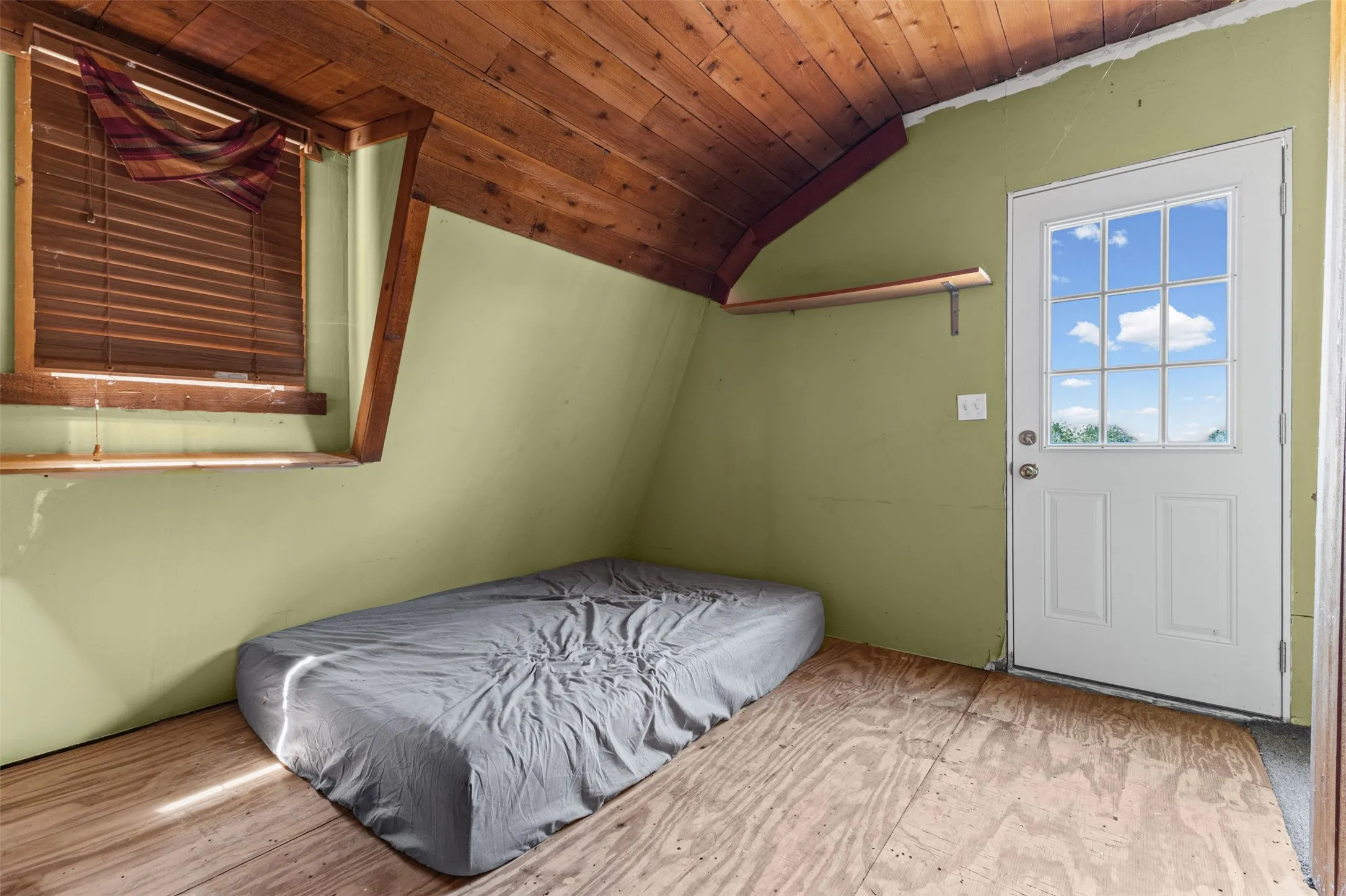 Single Family Residence For Sale in Navarro County , 1109 SE County Road 3300, Kerens, Texas 75144, 2 Bedroom, 2 Bathroom, 4 Garage spaces, 1,080 Sqft, built in 2006, mls#21340458, Real Estate Agent in Kerens, Homes For Sale in Navarro county, Homes For Sale in Kerens, Realtor in Kerens Texas, Real Estate Brokerage Independent Realty Texas, Luminita Cordes Realtor