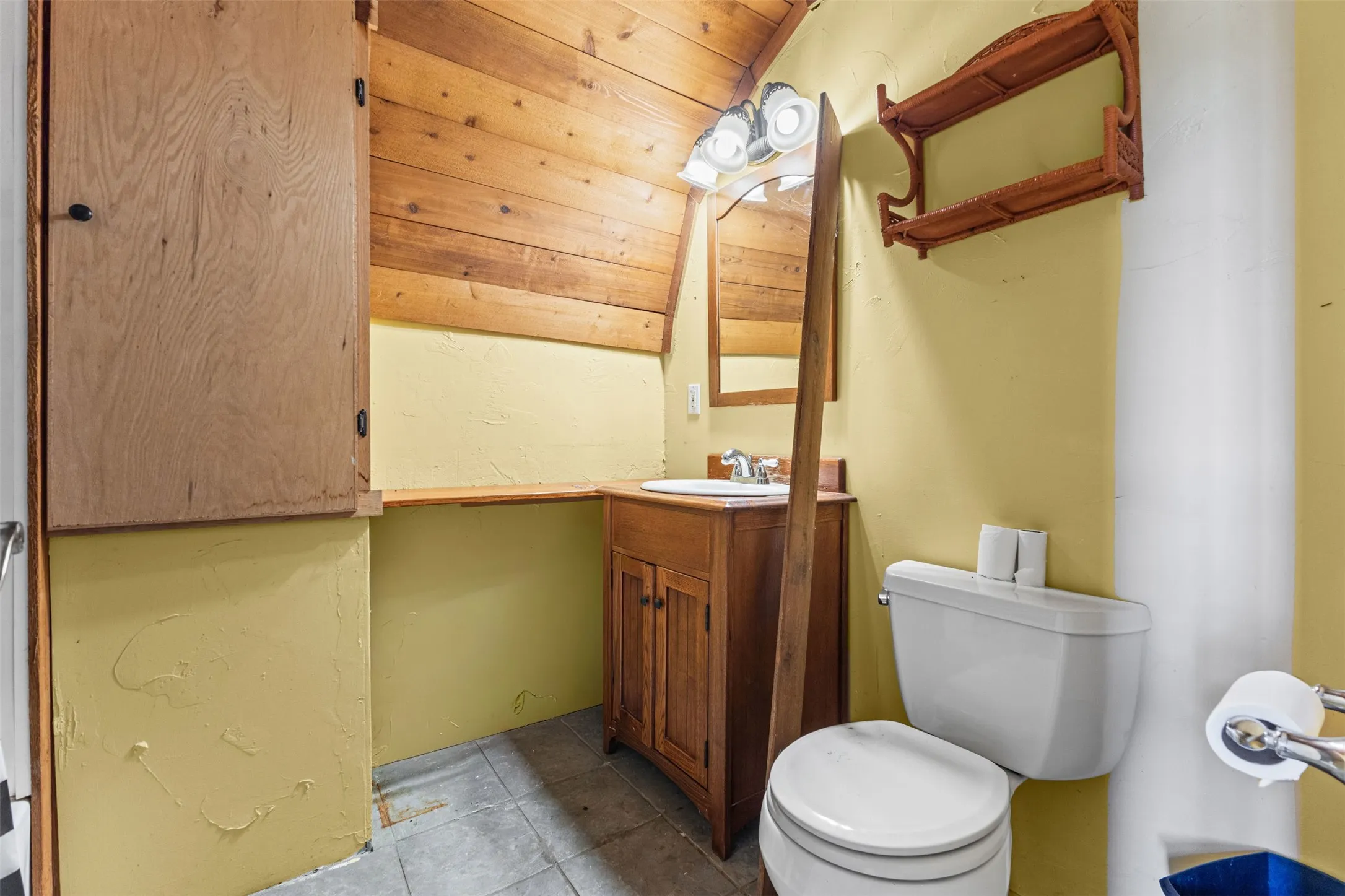 Single Family Residence For Sale in Navarro County , 1109 SE County Road 3300, Kerens, Texas 75144, 2 Bedroom, 2 Bathroom, 4 Garage spaces, 1,080 Sqft, built in 2006, mls#21340458, Real Estate Agent in Kerens, Homes For Sale in Navarro county, Homes For Sale in Kerens, Realtor in Kerens Texas, Real Estate Brokerage Independent Realty Texas, Luminita Cordes Realtor