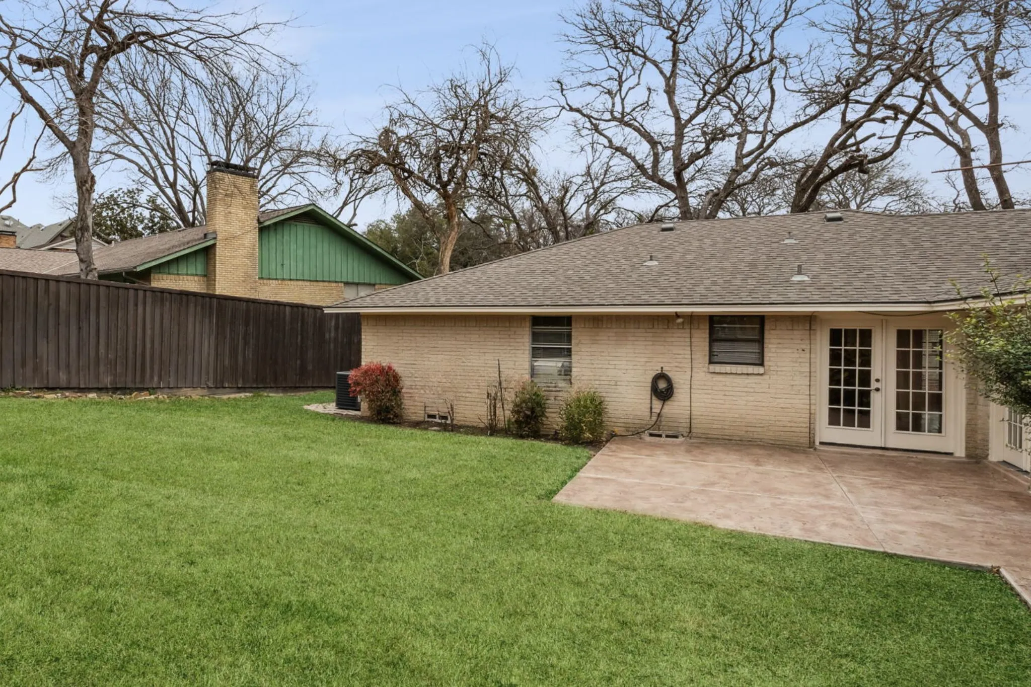 Single Family Residence For Rent in Dallas County , 9611 Meadowhill Drive, Dallas, Texas 75238, 3 Bedroom, 3 Bathroom, 2 Garage spaces, 2,078 Sqft, built in 1963, Price $3,495, mls#21342203, Real Estate Agent in Dallas, Homes For Rent in Dallas county, Homes For Rent in Dallas, Realtor in Dallas Texas, Real Estate Brokerage Independent Realty Texas, Luminita Cordes Realtor