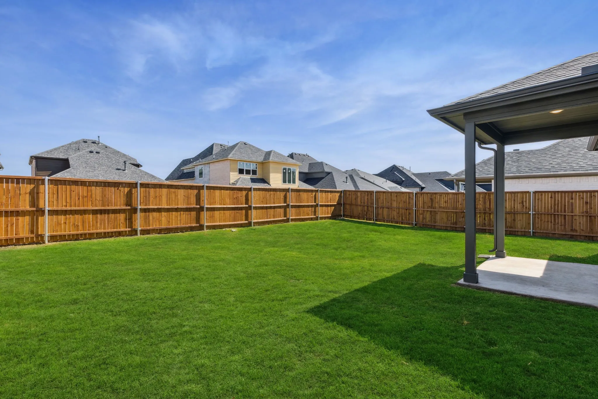 Single Family Residence For Sale in Collin County , 505 Hoot Owl Hill, Weston, Texas 75009, 4 Bedroom, 3 Bathroom, 2 Garage spaces, 1,991 Sqft, built in 2023, mls#21342281, Real Estate Agent in Weston, Homes For Sale in Collin county, Homes For Sale in Weston, Realtor in Weston Texas, Real Estate Brokerage Independent Realty Texas, Luminita Cordes Realtor