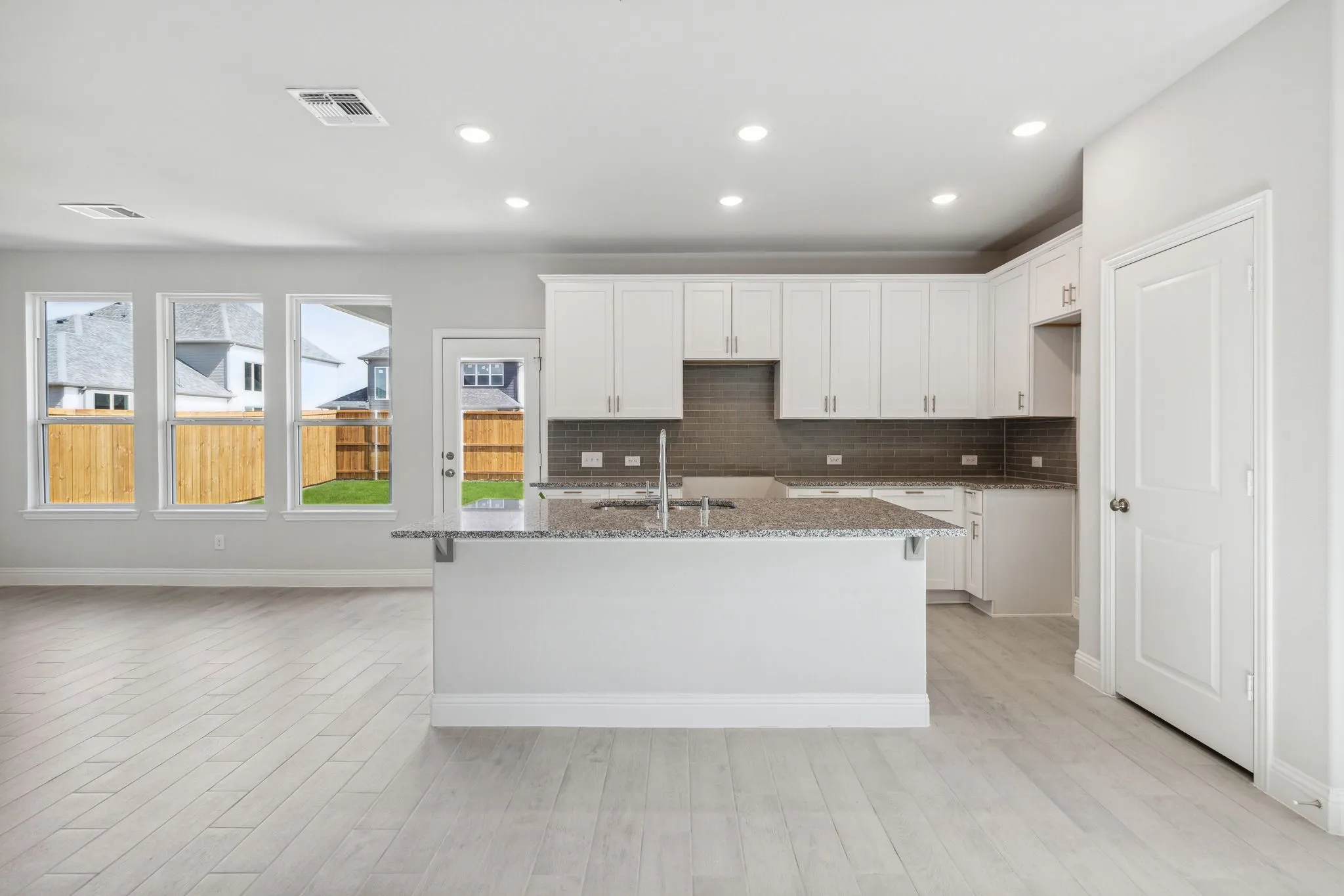 Single Family Residence For Sale in Collin County , 505 Hoot Owl Hill, Weston, Texas 75009, 4 Bedroom, 3 Bathroom, 2 Garage spaces, 1,991 Sqft, built in 2023, mls#21342281, Real Estate Agent in Weston, Homes For Sale in Collin county, Homes For Sale in Weston, Realtor in Weston Texas, Real Estate Brokerage Independent Realty Texas, Luminita Cordes Realtor
