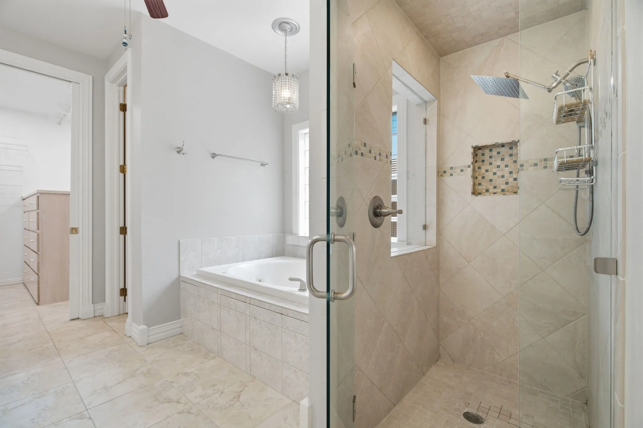 Single Family Residence For Sale in Tarrant County , 4114 Steeplechase Drive, Colleyville, Texas 76034, 4 Bedroom, 3 Bathroom, 3 Garage spaces, 3,696 Sqft, built in 1998, mls#21341396, Real Estate Agent in Colleyville, Homes For Sale in Tarrant county, Homes For Sale in Colleyville, Realtor in Colleyville Texas, Real Estate Brokerage Independent Realty Texas, Luminita Cordes Realtor