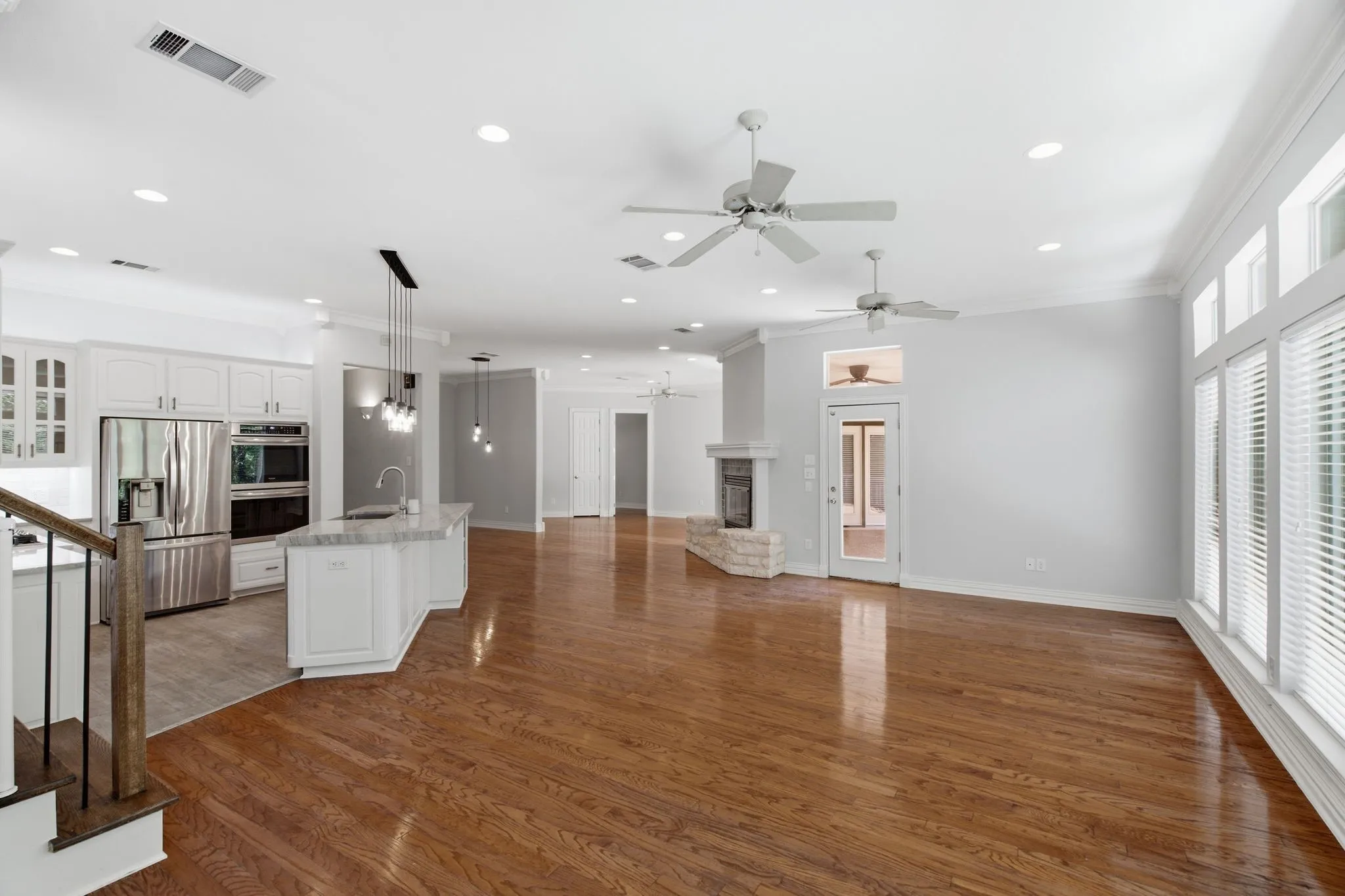 Single Family Residence For Sale in Tarrant County , 4114 Steeplechase Drive, Colleyville, Texas 76034, 4 Bedroom, 3 Bathroom, 3 Garage spaces, 3,696 Sqft, built in 1998, mls#21341396, Real Estate Agent in Colleyville, Homes For Sale in Tarrant county, Homes For Sale in Colleyville, Realtor in Colleyville Texas, Real Estate Brokerage Independent Realty Texas, Luminita Cordes Realtor