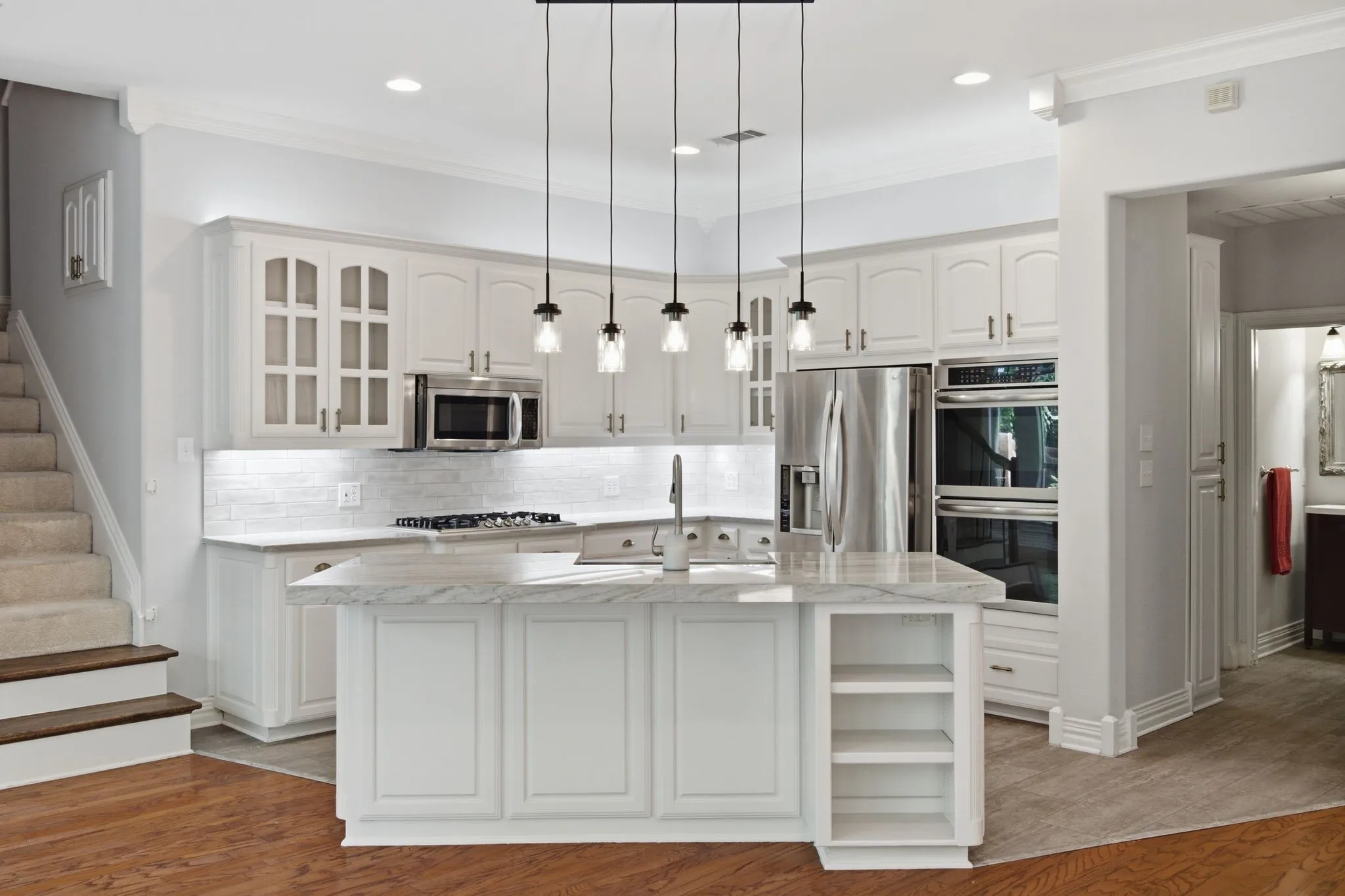 Single Family Residence For Sale in Tarrant County , 4114 Steeplechase Drive, Colleyville, Texas 76034, 4 Bedroom, 3 Bathroom, 3 Garage spaces, 3,696 Sqft, built in 1998, mls#21341396, Real Estate Agent in Colleyville, Homes For Sale in Tarrant county, Homes For Sale in Colleyville, Realtor in Colleyville Texas, Real Estate Brokerage Independent Realty Texas, Luminita Cordes Realtor