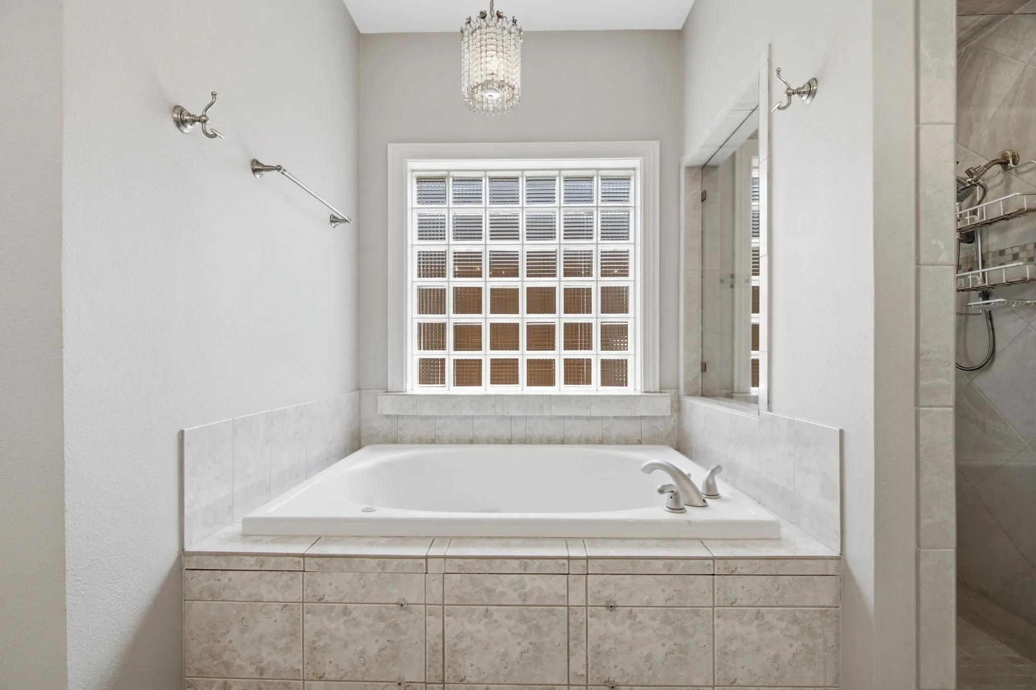 Single Family Residence For Sale in Tarrant County , 4114 Steeplechase Drive, Colleyville, Texas 76034, 4 Bedroom, 3 Bathroom, 3 Garage spaces, 3,696 Sqft, built in 1998, mls#21341396, Real Estate Agent in Colleyville, Homes For Sale in Tarrant county, Homes For Sale in Colleyville, Realtor in Colleyville Texas, Real Estate Brokerage Independent Realty Texas, Luminita Cordes Realtor