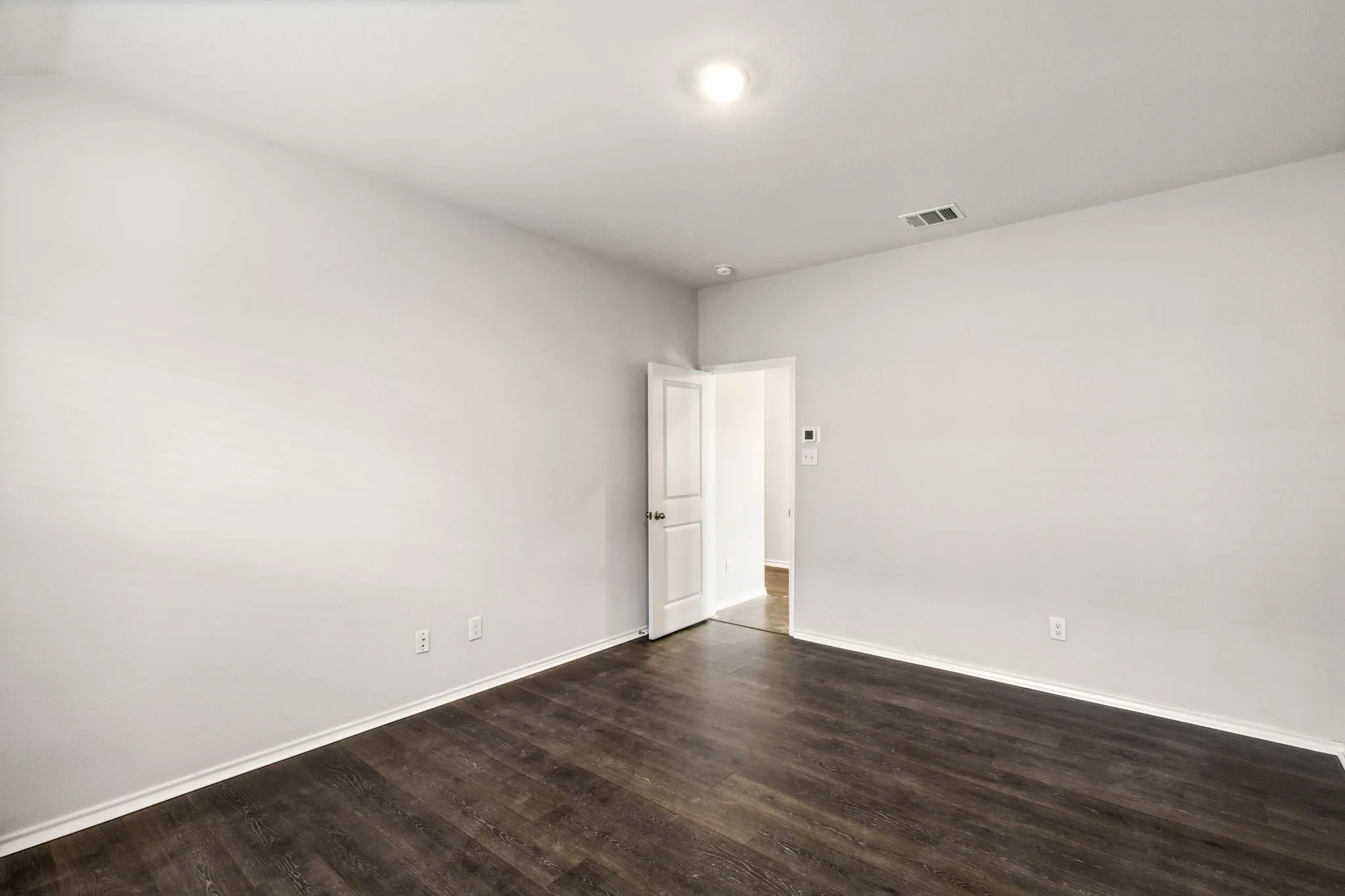 Single Family Residence For Rent in Collin County , 606 Wrangler Drive, Josephine, Texas 75189, 3 Bedroom, 2 Bathroom, 2 Garage spaces, 1,310 Sqft, built in 2021, mls#21340406, Real Estate Agent in Josephine, Homes For Rent in Collin county, Homes For Rent in Josephine, Realtor in Josephine Texas, Real Estate Brokerage Independent Realty Texas, Luminita Cordes Realtor