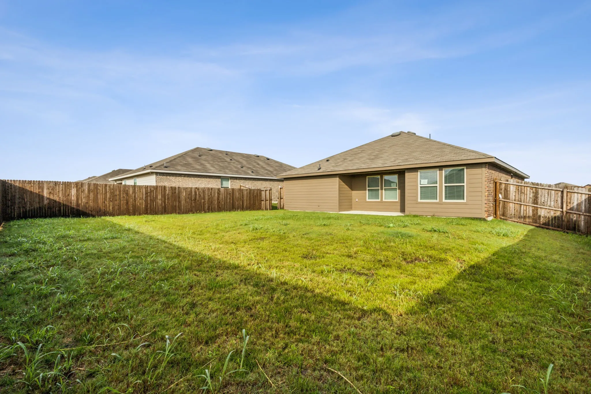 Single Family Residence For Rent in Collin County , 606 Wrangler Drive, Josephine, Texas 75189, 3 Bedroom, 2 Bathroom, 2 Garage spaces, 1,310 Sqft, built in 2021, mls#21340406, Real Estate Agent in Josephine, Homes For Rent in Collin county, Homes For Rent in Josephine, Realtor in Josephine Texas, Real Estate Brokerage Independent Realty Texas, Luminita Cordes Realtor