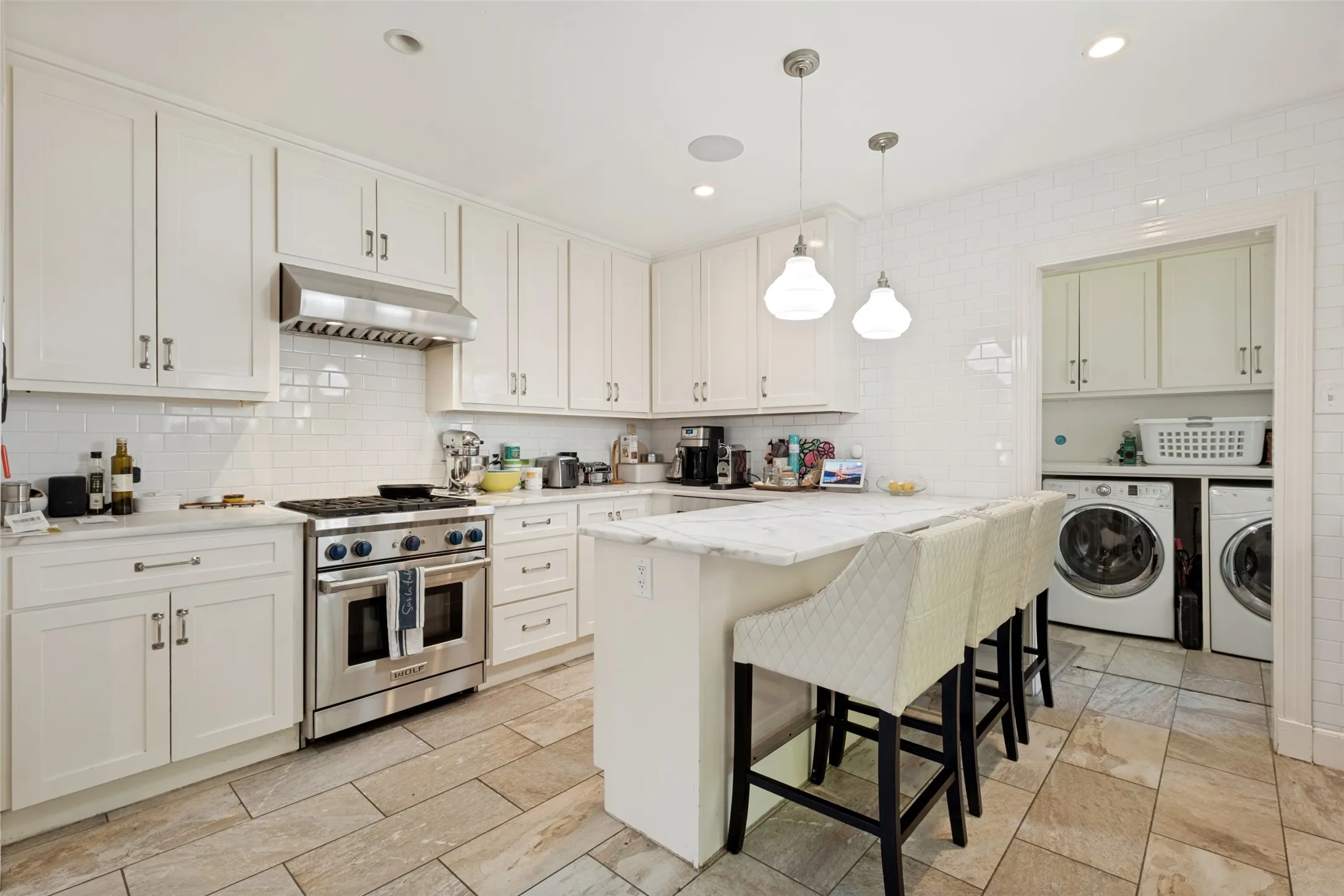 4504 Kitchen