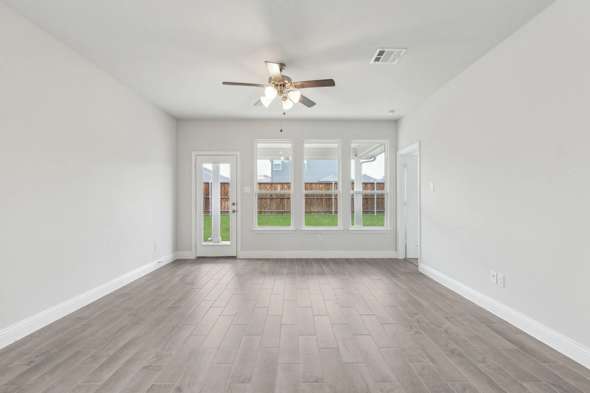 Single Family Residence For Sale in Collin County , 709 Rain Barrel Place, Weston, Texas 75009, 4 Bedroom, 3 Bathroom, 2 Garage spaces, 2,148 Sqft, built in 2023, mls#21342300, Real Estate Agent in Weston, Homes For Sale in Collin county, Homes For Sale in Weston, Realtor in Weston Texas, Real Estate Brokerage Independent Realty Texas, Luminita Cordes Realtor