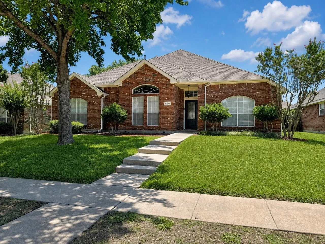Single Family Residence For Rent in Collin County , 9903 Presthope Drive, Frisco, Texas 75035, 4 Bedroom, 2 Bathroom, 2 Garage spaces, 2,160 Sqft, built in 1998, mls#21342317, Real Estate Agent in Frisco, Homes For Rent in Collin county, Homes For Rent in Frisco, Realtor in Frisco Texas, Real Estate Brokerage Independent Realty Texas, Luminita Cordes Realtor