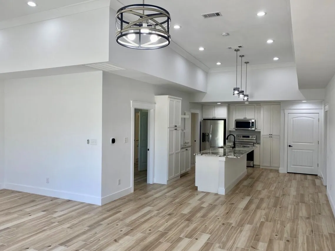 Condominium For Sale in Denton County , 11351 Hilltop Road A, Argyle, Texas 76226, 2 Bedrooms, 2 Bathrooms, Garage spaces, 1,638 Sqft, built in 2002, Price $319,000, mls#21342192, Real Estate Agent in Argyle, Homes For Sale in Denton county, Homes For Sale in Argyle, Realtor in Argyle Texas, Real Estate Brokerage Independent Realty Texas, Luminita Cordes Realtor