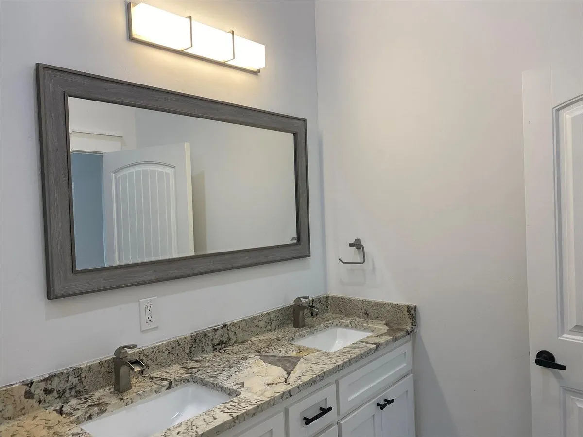 Condominium For Sale in Denton County , 11351 Hilltop Road A, Argyle, Texas 76226, 2 Bedrooms, 2 Bathrooms, Garage spaces, 1,638 Sqft, built in 2002, Price $319,000, mls#21342192, Real Estate Agent in Argyle, Homes For Sale in Denton county, Homes For Sale in Argyle, Realtor in Argyle Texas, Real Estate Brokerage Independent Realty Texas, Luminita Cordes Realtor