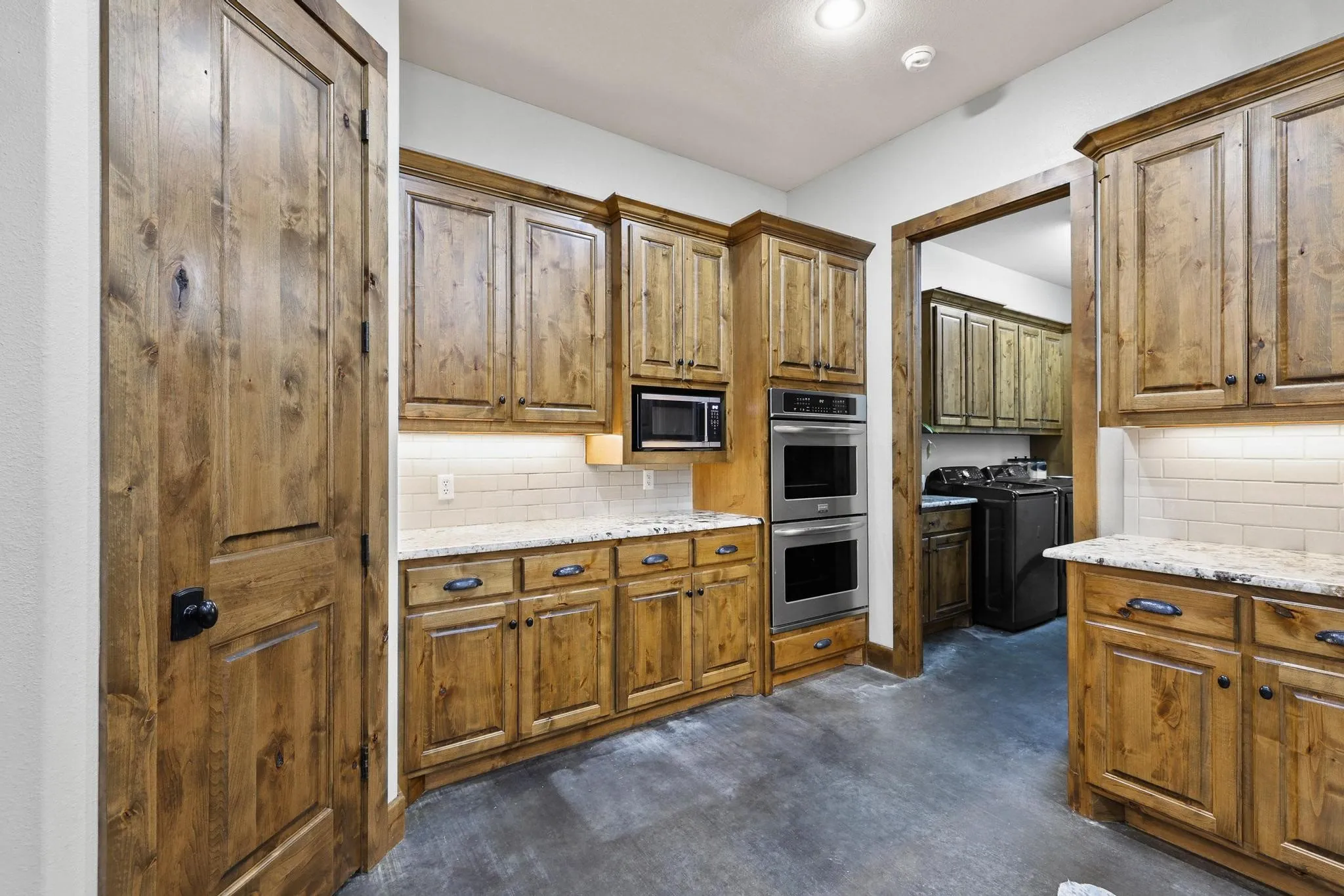 Single Family Residence For Sale in Hunt County , 7106 County Road 4729 2, Commerce, Texas 75428, 4 Bedroom, 3 Bathroom, Garage spaces, 3,070 Sqft, built in 2012, mls#21342336, Real Estate Agent in Commerce, Homes For Sale in Hunt county, Homes For Sale in Commerce, Realtor in Commerce Texas, Real Estate Brokerage Independent Realty Texas, Luminita Cordes Realtor