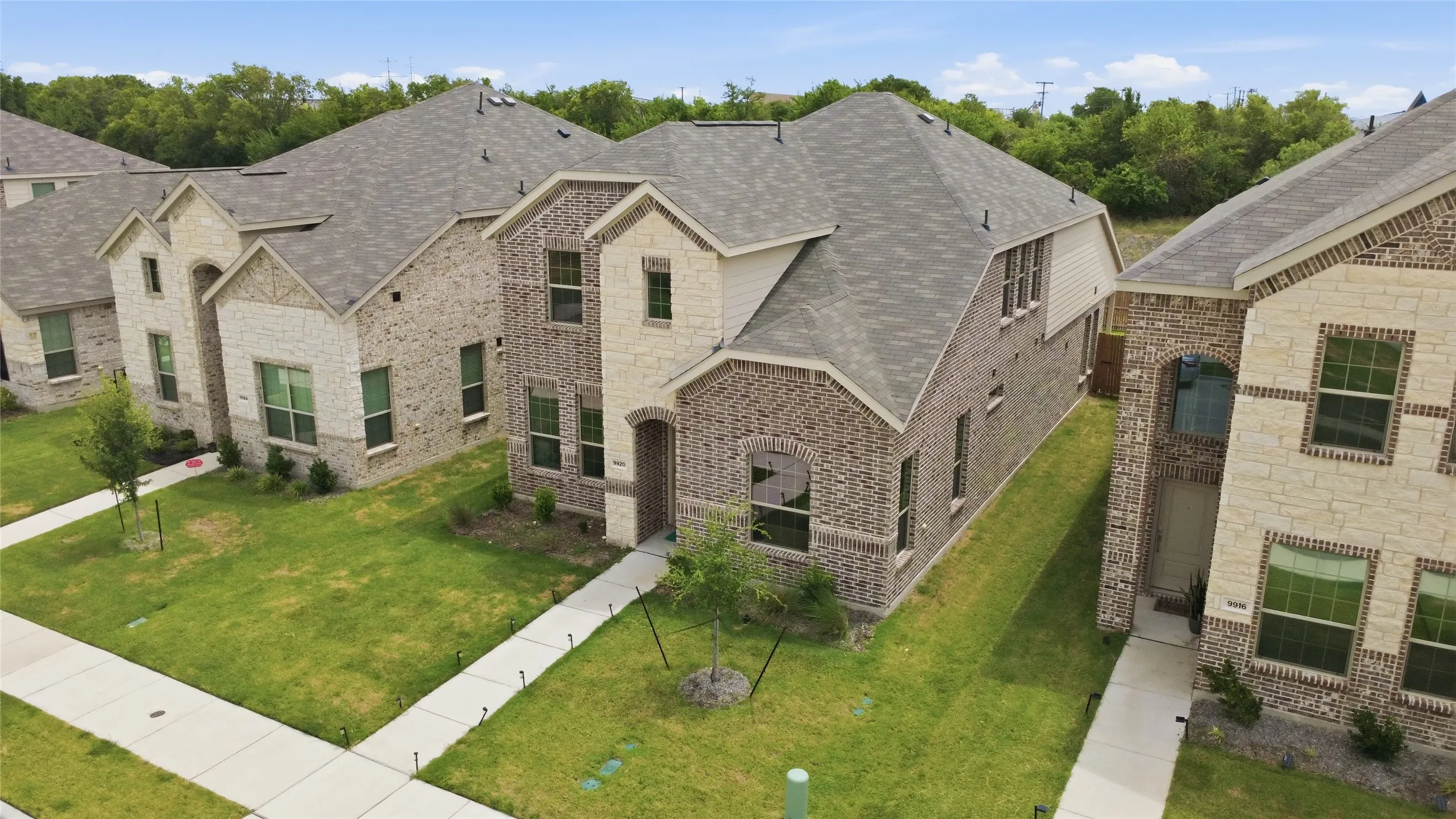Single Family Residence For Sale in Tarrant County , 9920 Little Tree Lane, Fort Worth, Texas 76179, 3 Bedroom, 3 Bathroom, 2 Garage spaces, 2,091 Sqft, built in 2024, mls#21341613, Real Estate Agent in Fort Worth, Homes For Sale in Tarrant county, Homes For Sale in Fort Worth, Realtor in Fort Worth Texas, Real Estate Brokerage Independent Realty Texas, Luminita Cordes Realtor