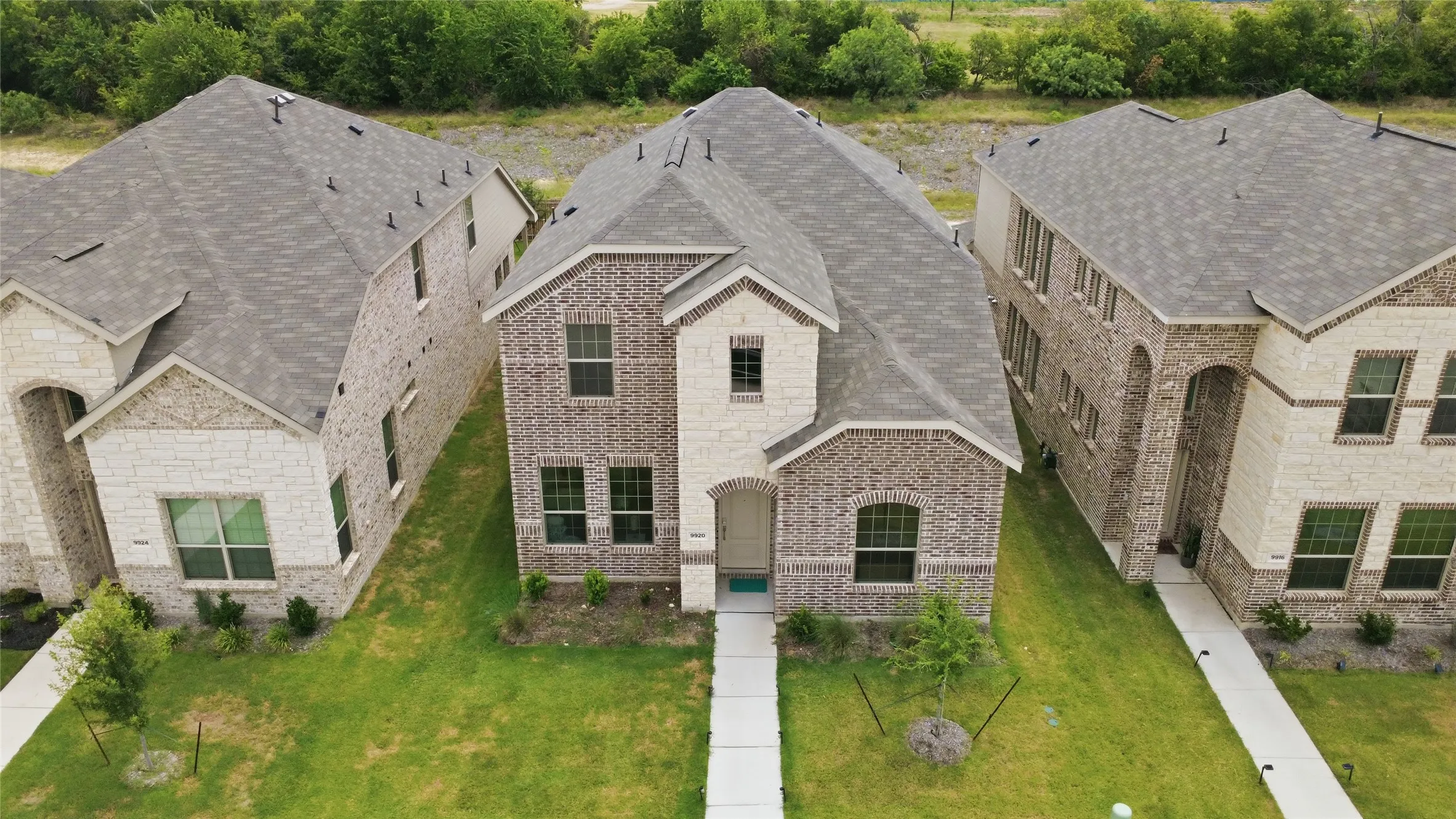 Single Family Residence For Sale in Tarrant County , 9920 Little Tree Lane, Fort Worth, Texas 76179, 3 Bedroom, 3 Bathroom, 2 Garage spaces, 2,091 Sqft, built in 2024, mls#21341613, Real Estate Agent in Fort Worth, Homes For Sale in Tarrant county, Homes For Sale in Fort Worth, Realtor in Fort Worth Texas, Real Estate Brokerage Independent Realty Texas, Luminita Cordes Realtor