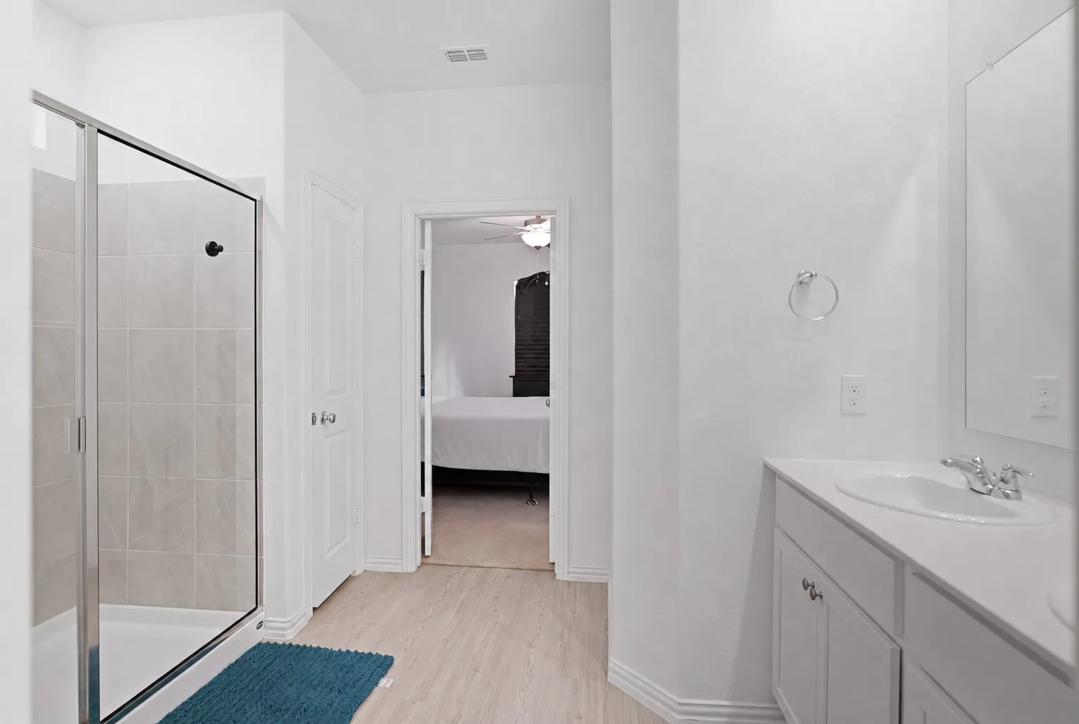 Single Family Residence For Sale in Tarrant County , 9920 Little Tree Lane, Fort Worth, Texas 76179, 3 Bedroom, 3 Bathroom, 2 Garage spaces, 2,091 Sqft, built in 2024, mls#21341613, Real Estate Agent in Fort Worth, Homes For Sale in Tarrant county, Homes For Sale in Fort Worth, Realtor in Fort Worth Texas, Real Estate Brokerage Independent Realty Texas, Luminita Cordes Realtor