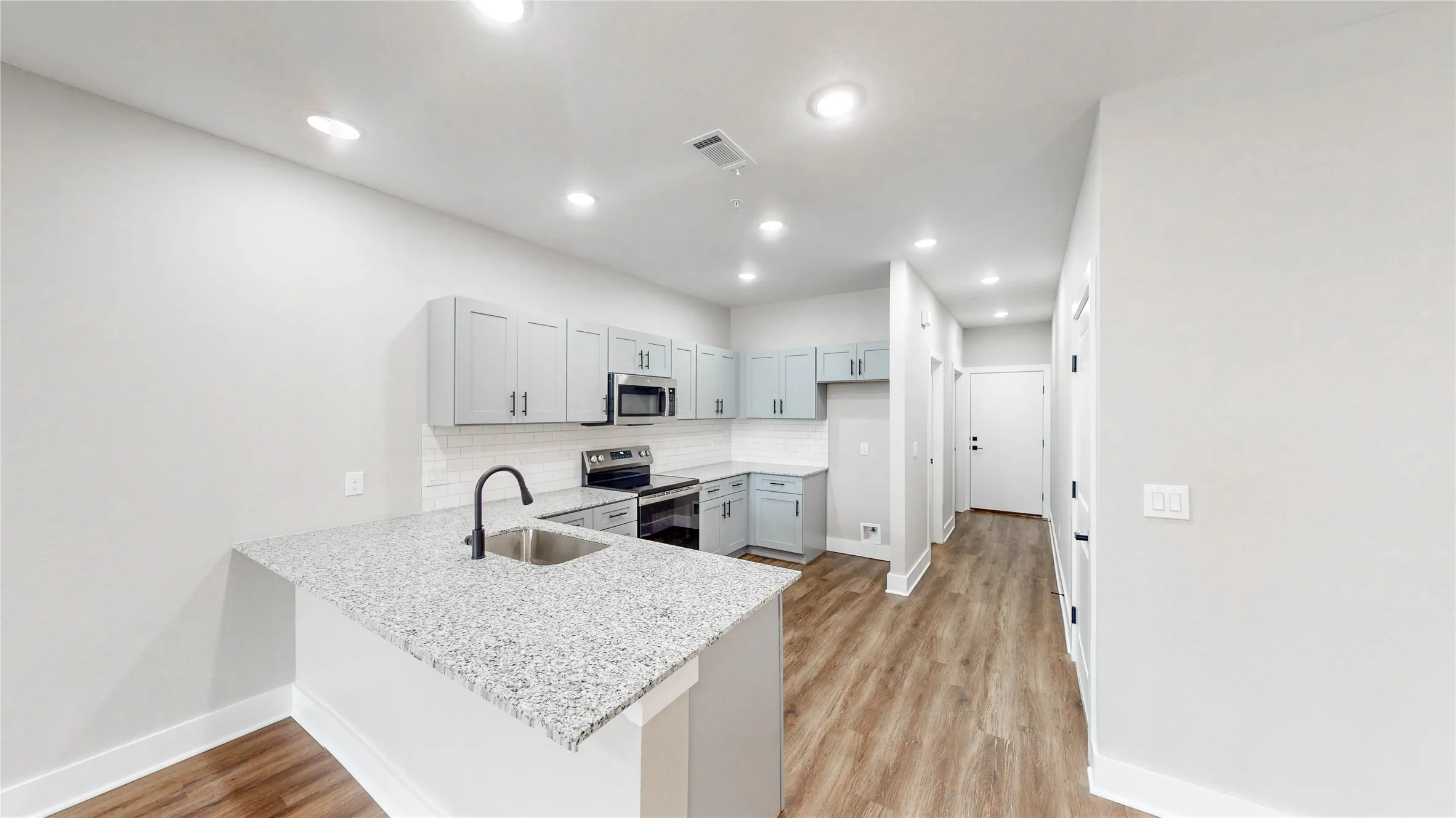 Townhouse For Sale in Denton County , 3709 Bonnie Brae Street, Denton, Texas 76226, 3 Bedroom, 3 Bathroom, 2 Garage spaces, 1,870 Sqft, built in 2026, mls#21342378, Real Estate Agent in Denton, Homes For Sale in Denton county, Homes For Sale in Denton, Realtor in Denton Texas, Real Estate Brokerage Independent Realty Texas, Luminita Cordes Realtor