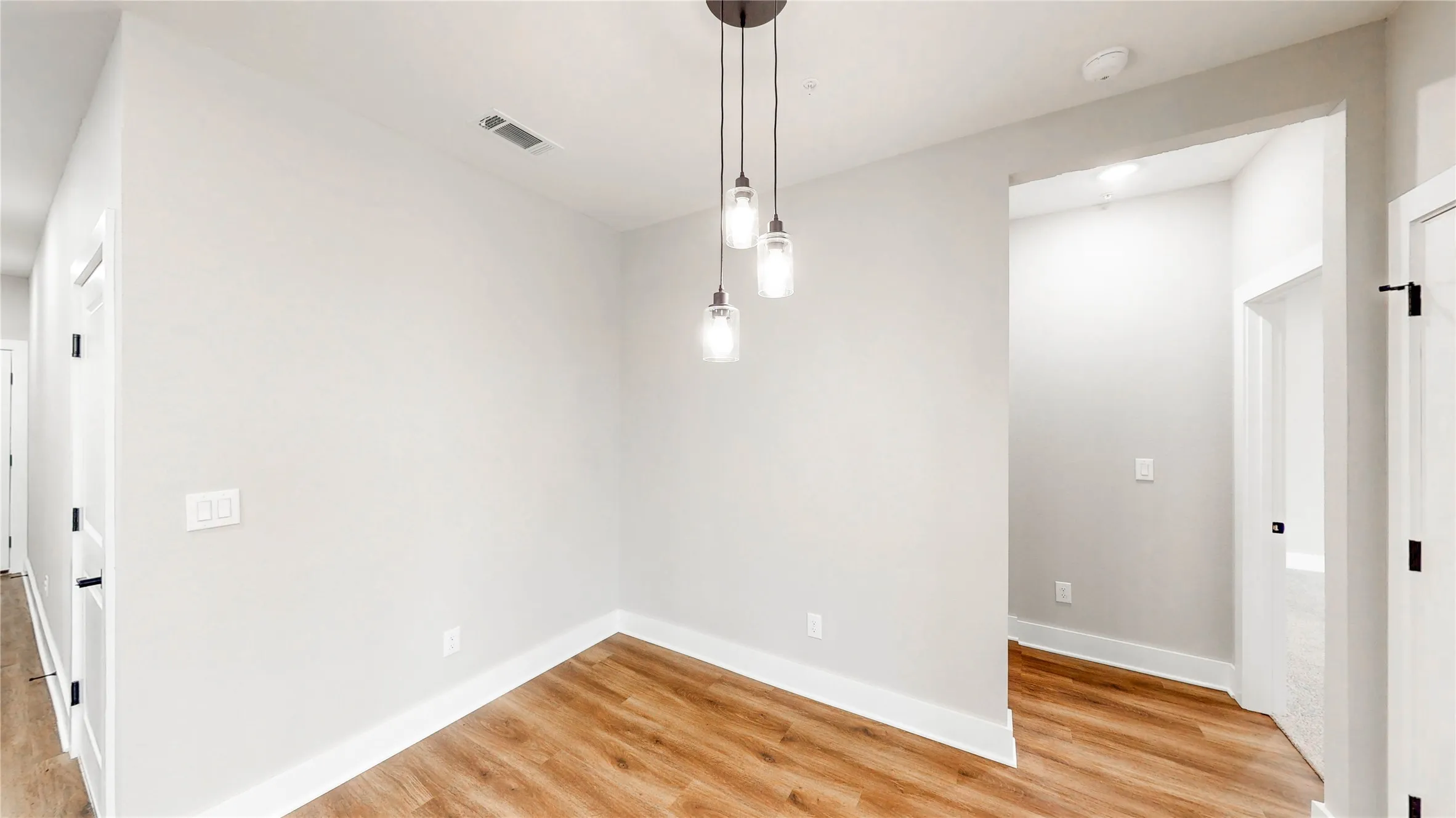 Townhouse For Sale in Denton County , 3709 Bonnie Brae Street, Denton, Texas 76226, 3 Bedroom, 3 Bathroom, 2 Garage spaces, 1,870 Sqft, built in 2026, mls#21342378, Real Estate Agent in Denton, Homes For Sale in Denton county, Homes For Sale in Denton, Realtor in Denton Texas, Real Estate Brokerage Independent Realty Texas, Luminita Cordes Realtor